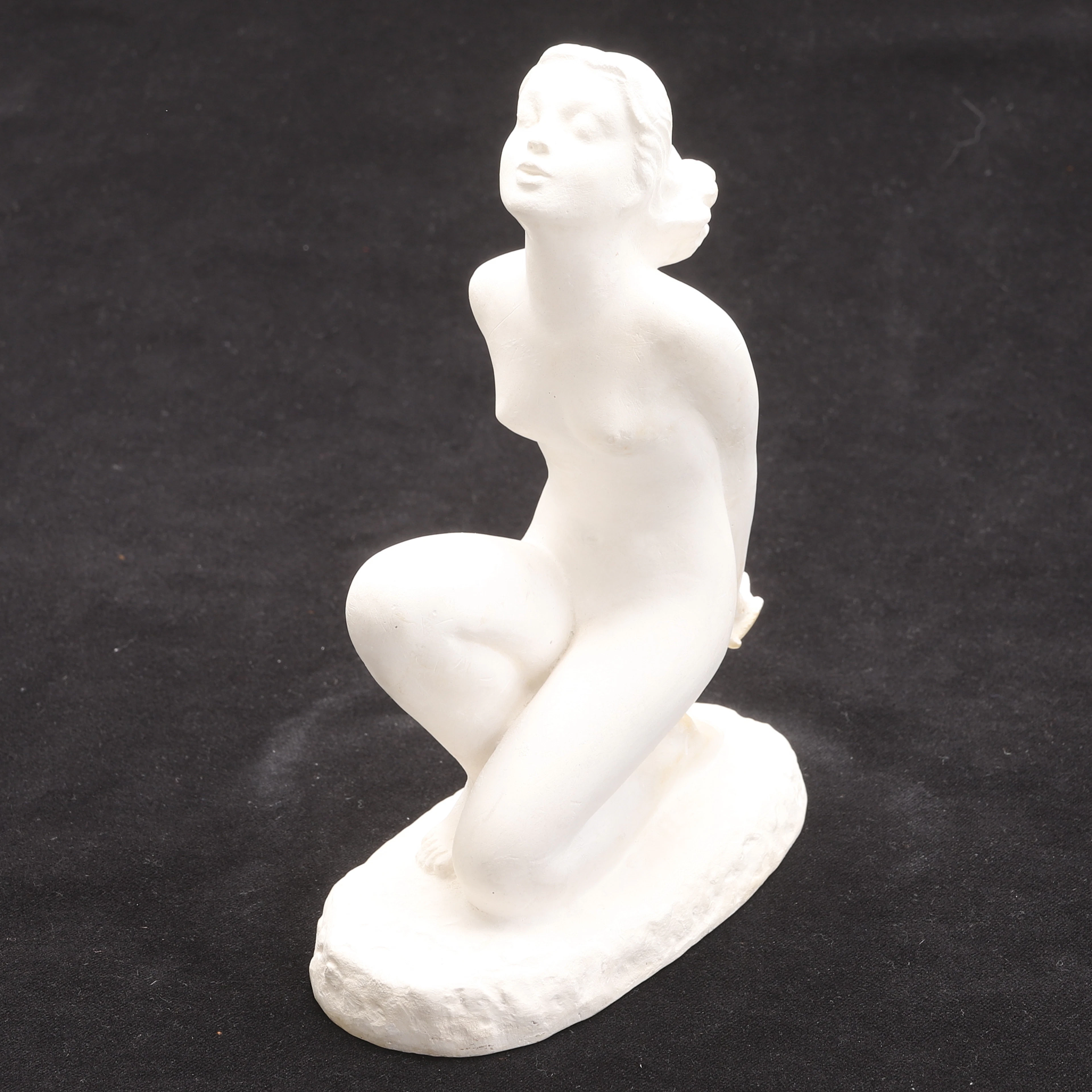 CARIN NILSON. Skulptur, gibs, signerad.