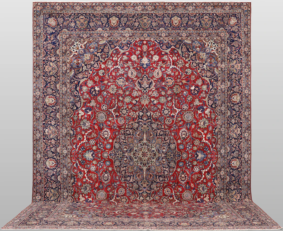 MATTA, Keshan, semiantik, cirka 416 x 310 cm.