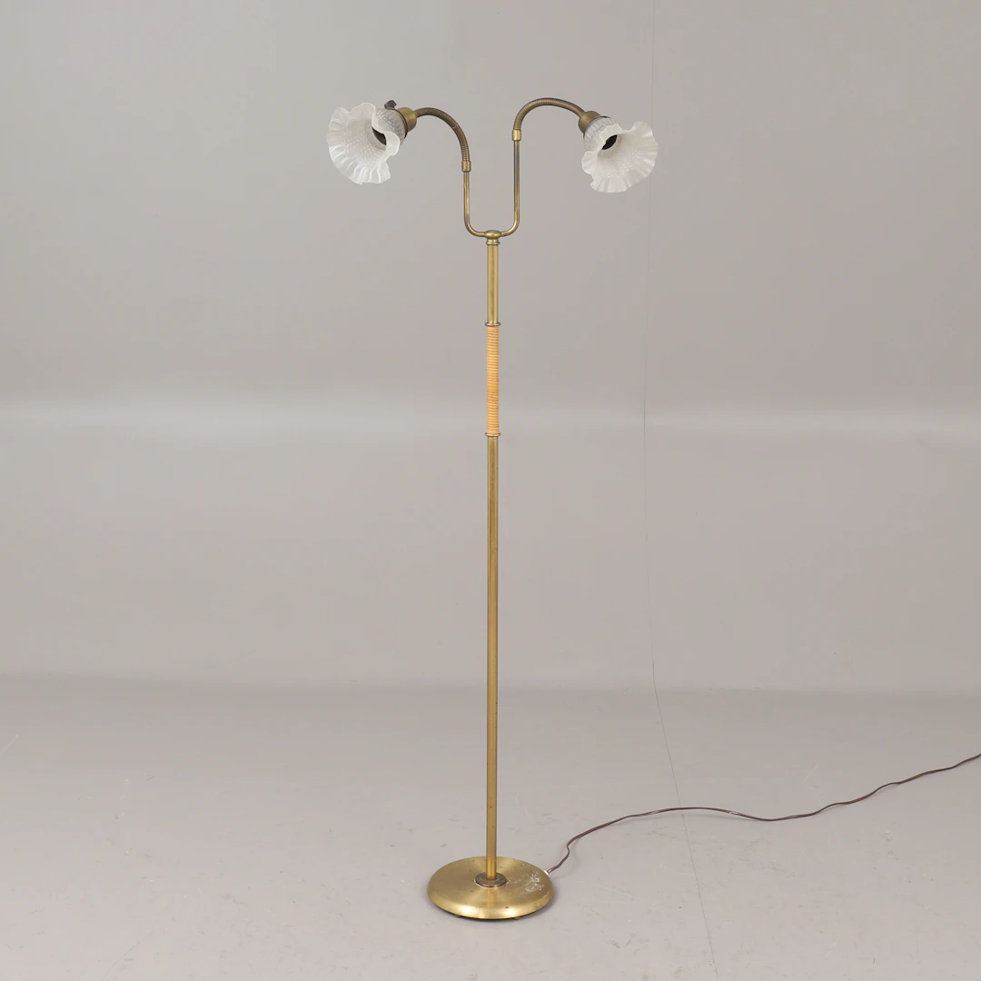 GOLVLAMPA, 2-armad, mässing, Swedish modern.