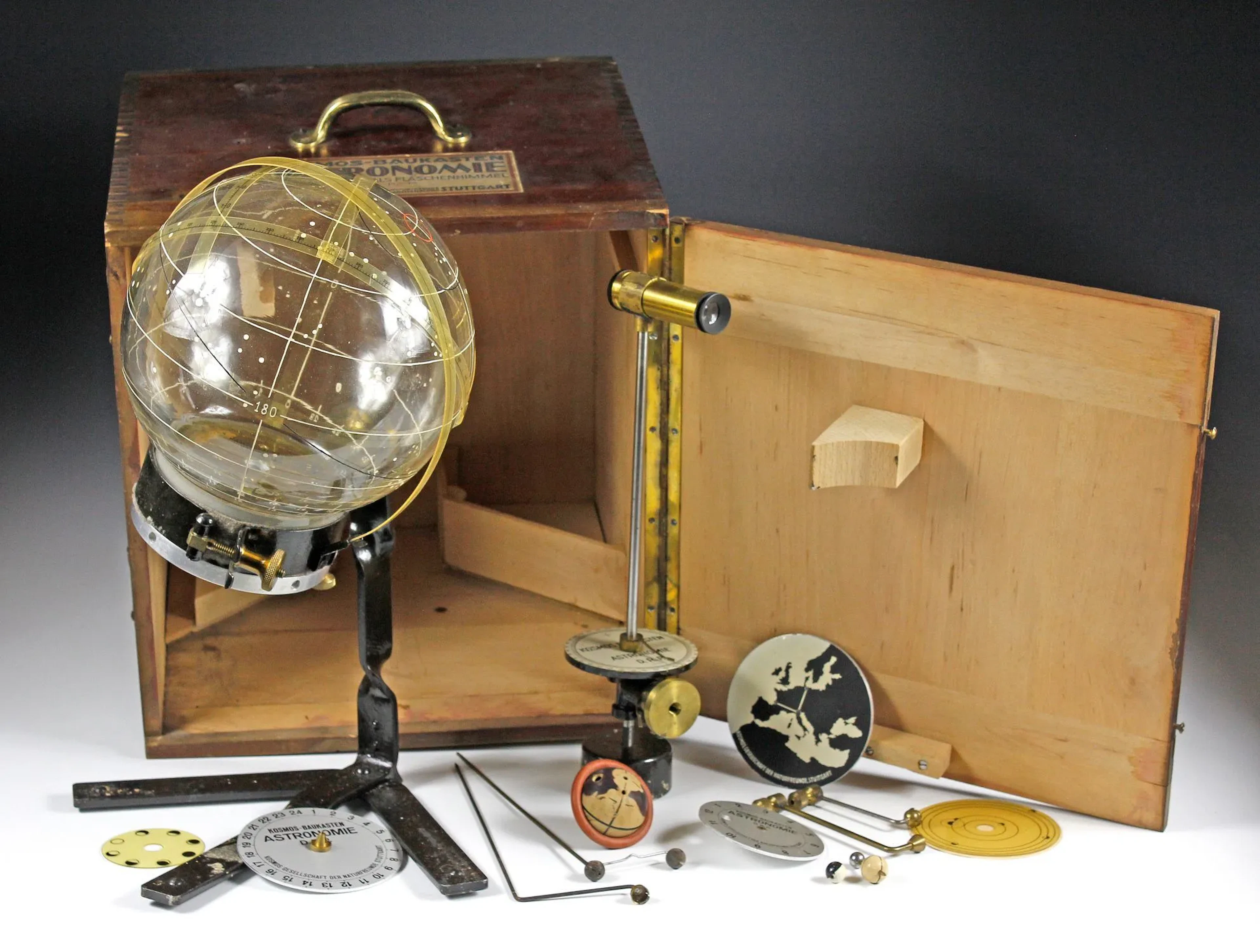 Globes & Astronomy