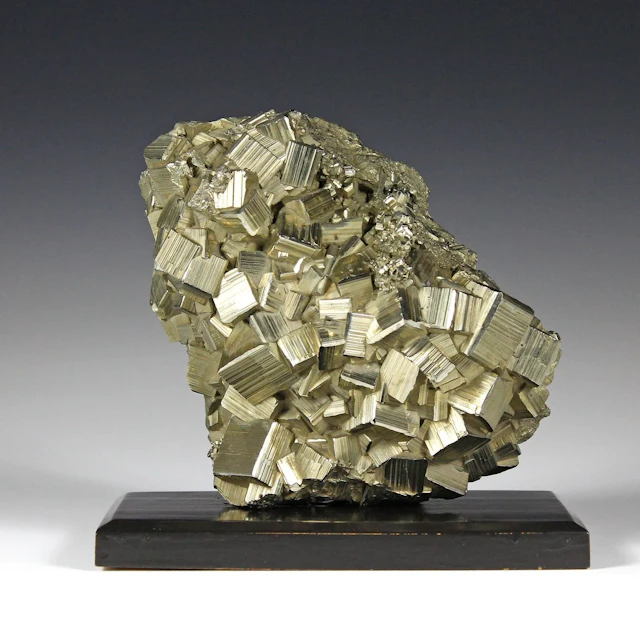 Minerals & Fossils