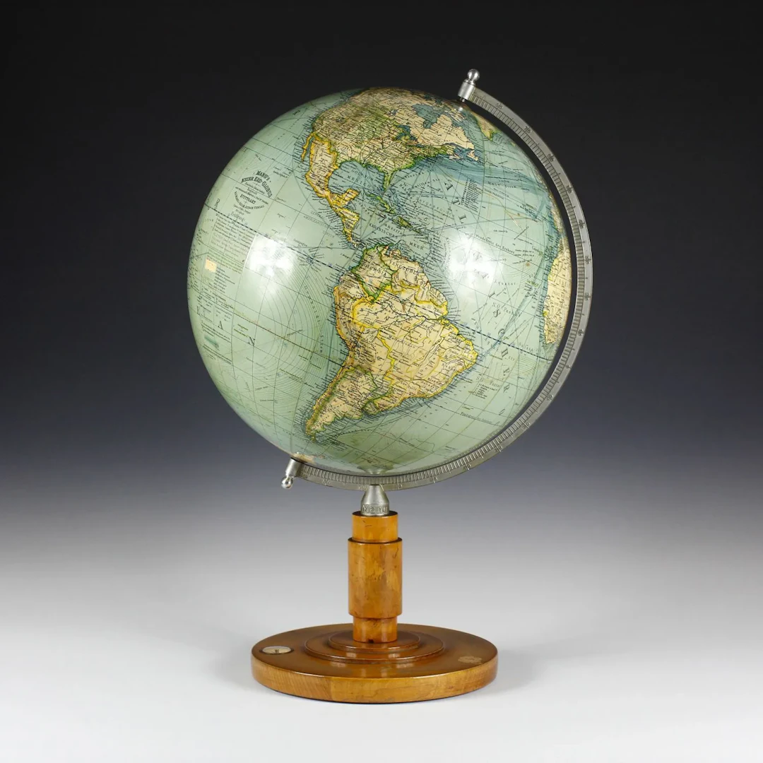 Globes & Astronomy