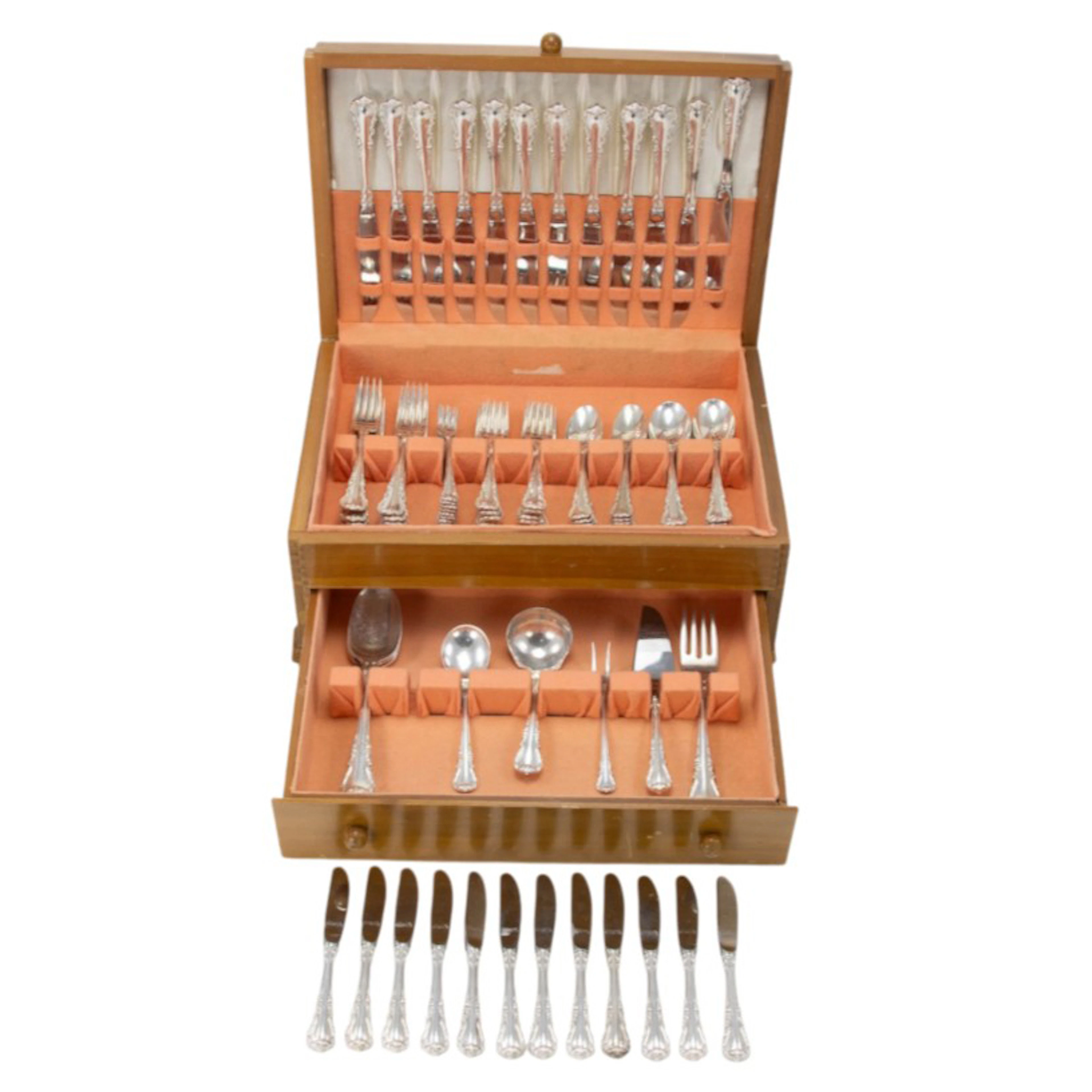 A sterling flatware set, Wallace Silversmiths, Shenandoah