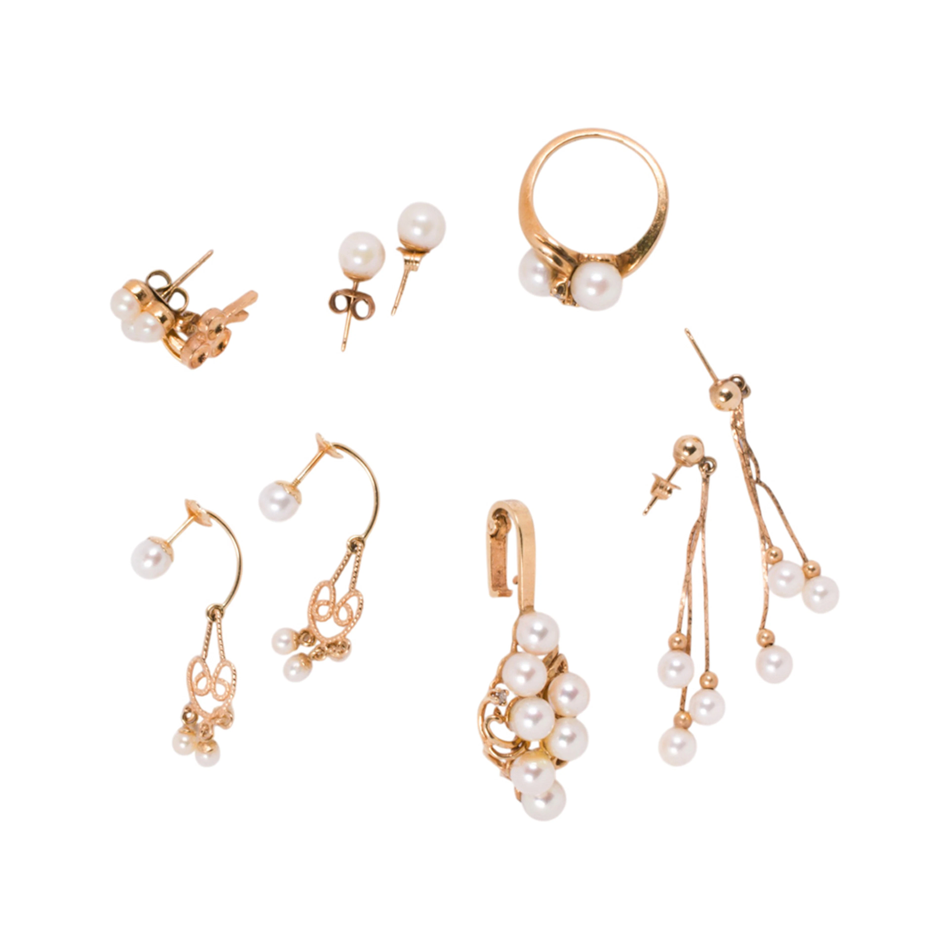 A group of cultured pearl, gold, and gold-tone jewelry