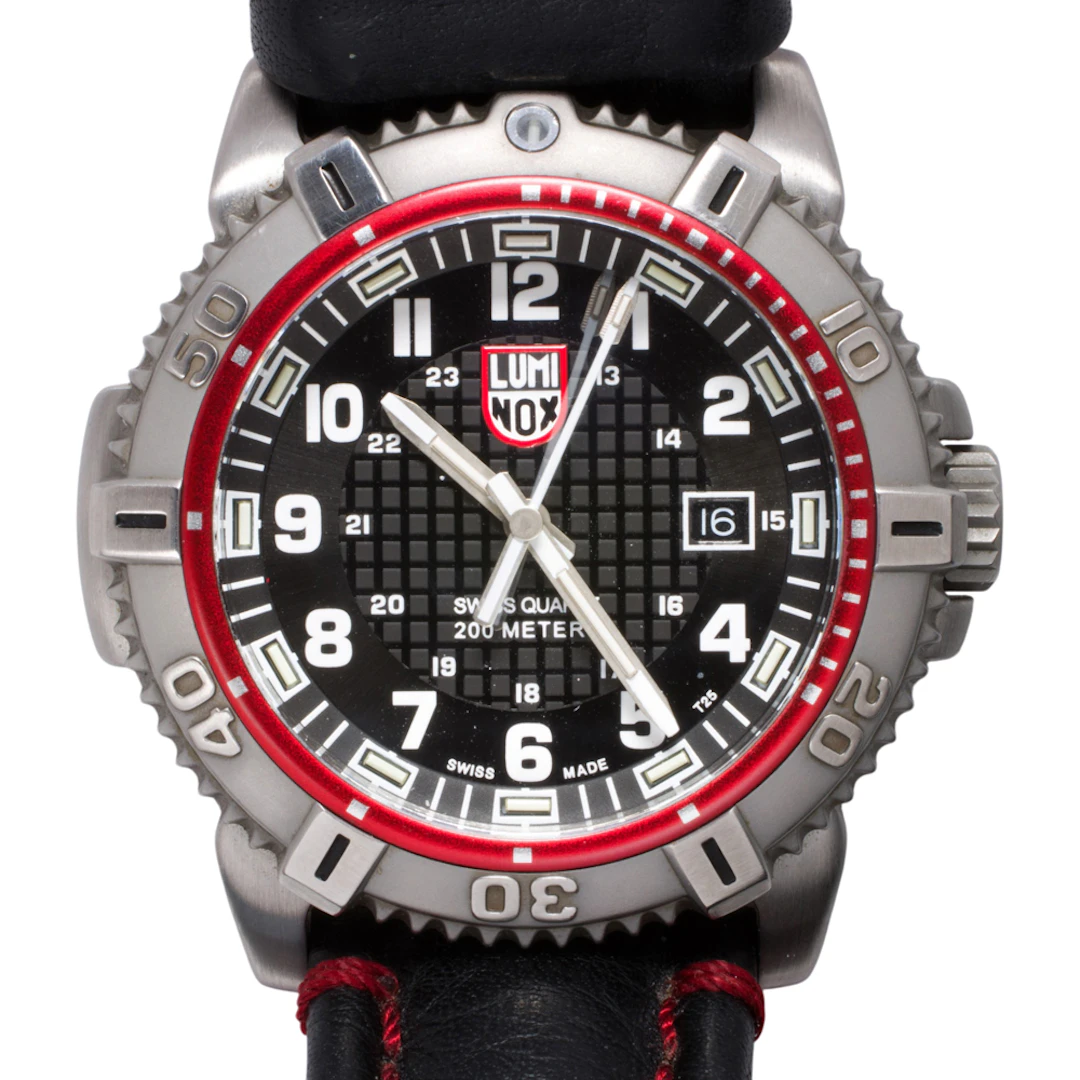 A Luminox Modern Mariner series 6250 stainless steel watch