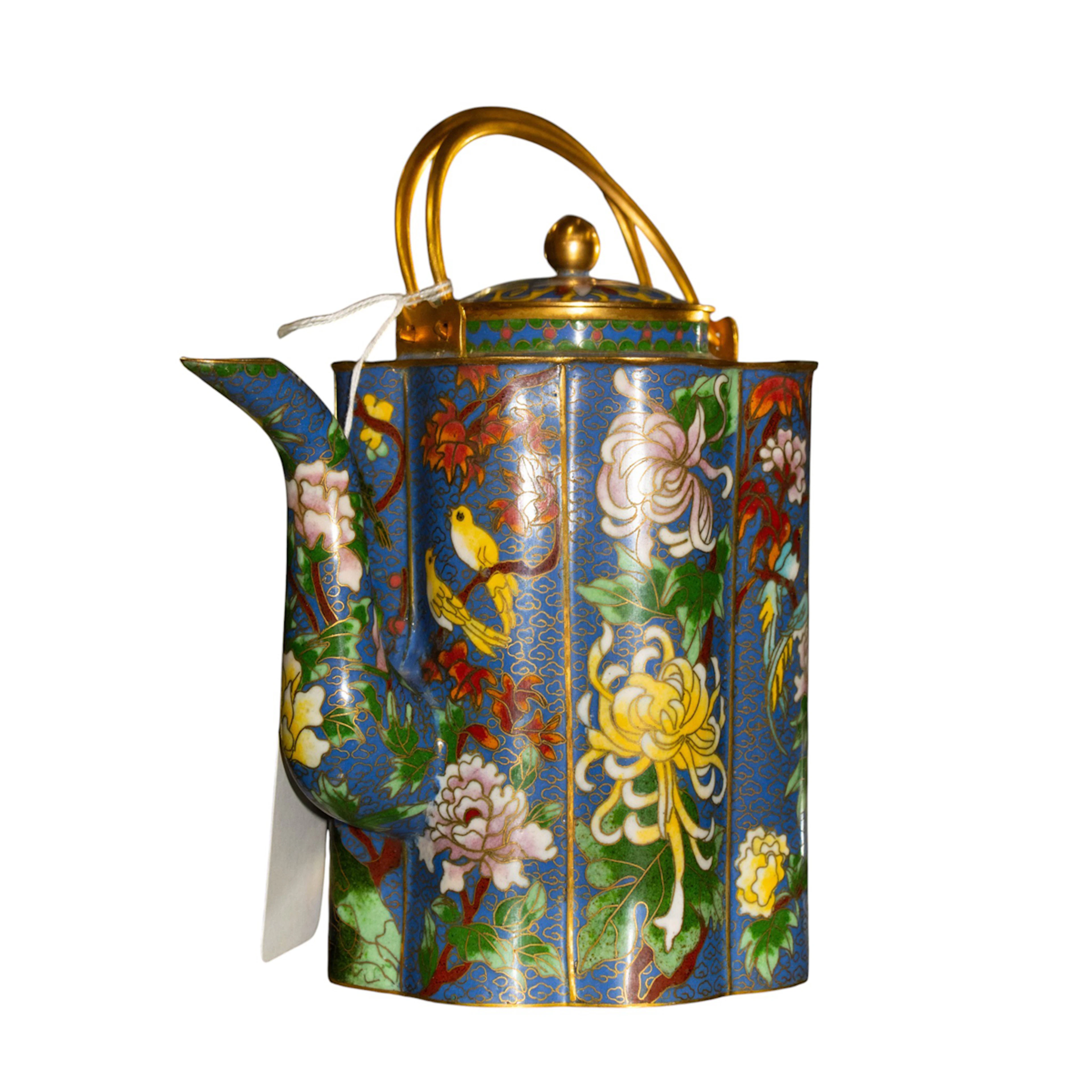 A Chinese cloisonne enamel tea pot
