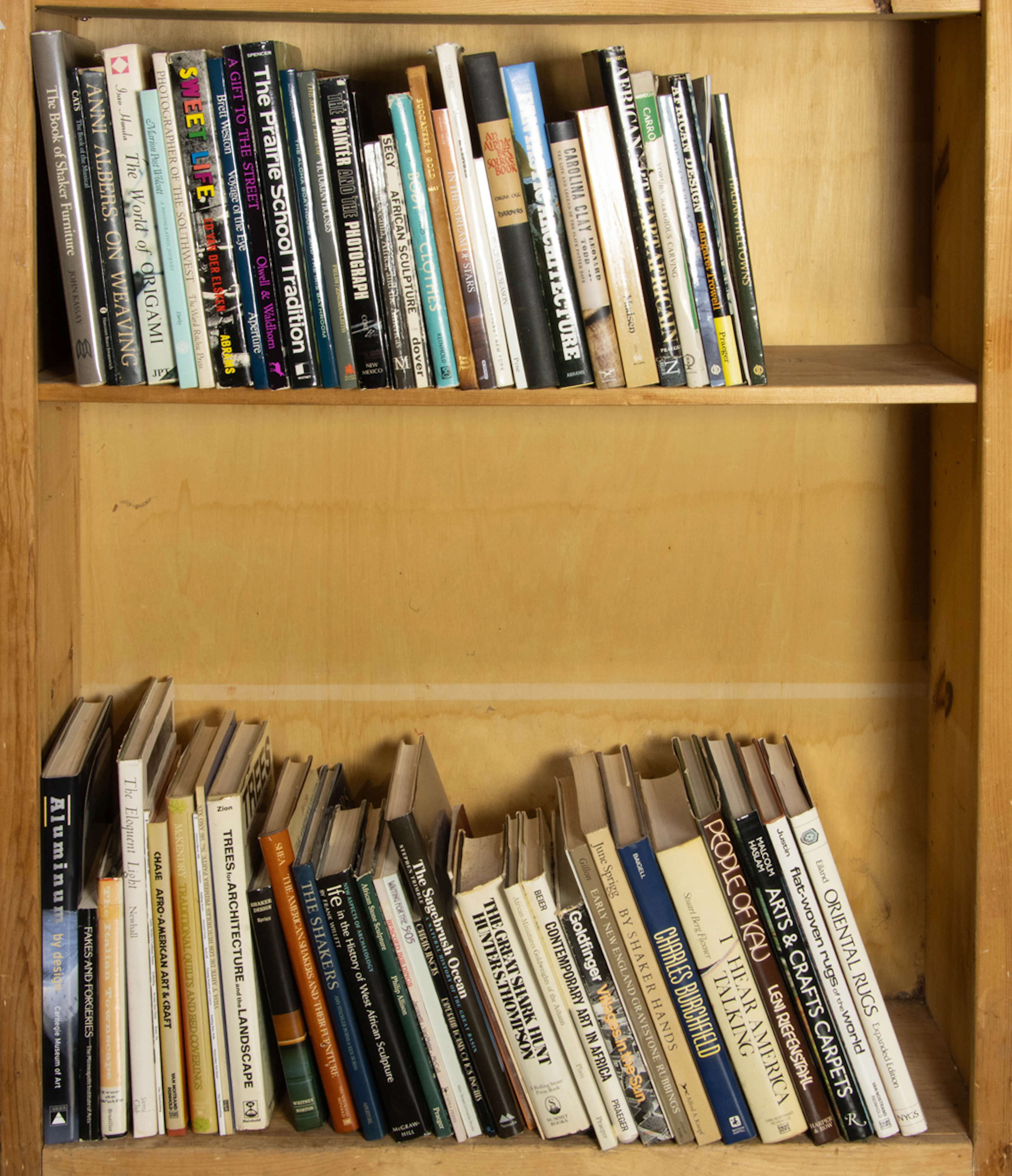 An assembled group of books mainly on various art movements and Western
