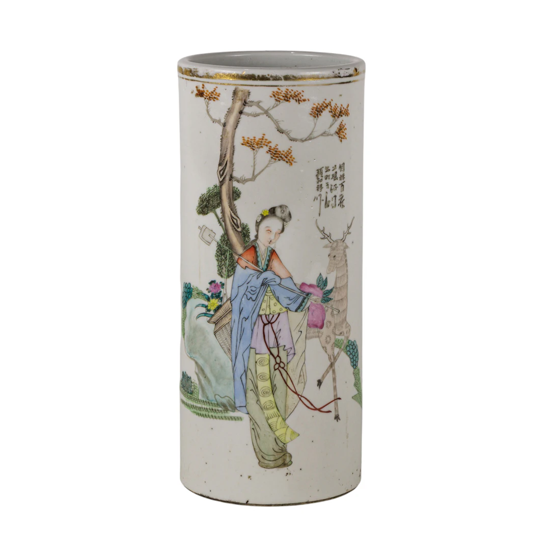 A Chinese famille rose hat stand