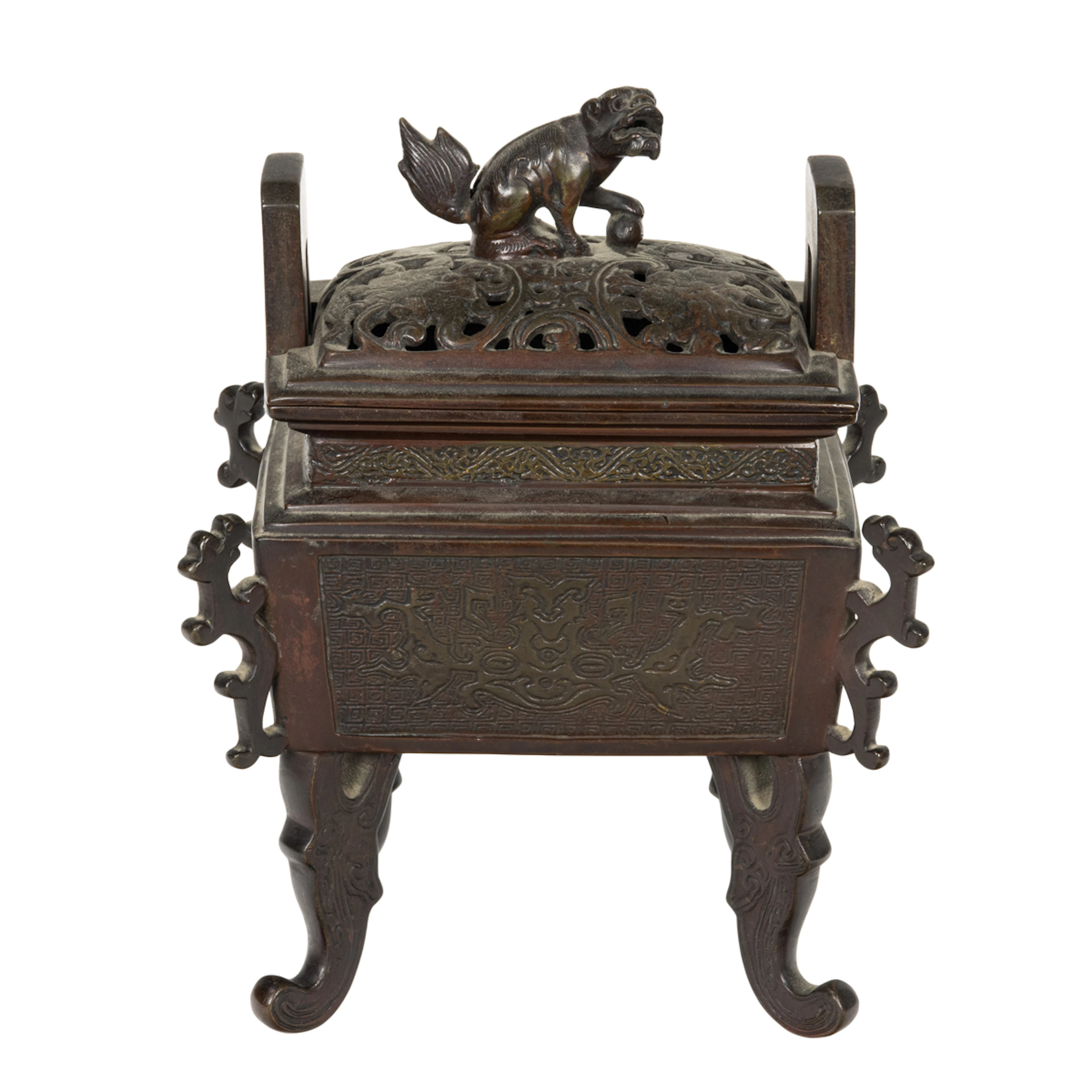 A Chinese bronze lidded censer