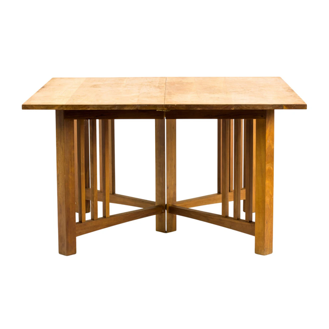 A Thomas Moser cherry dining table 2006