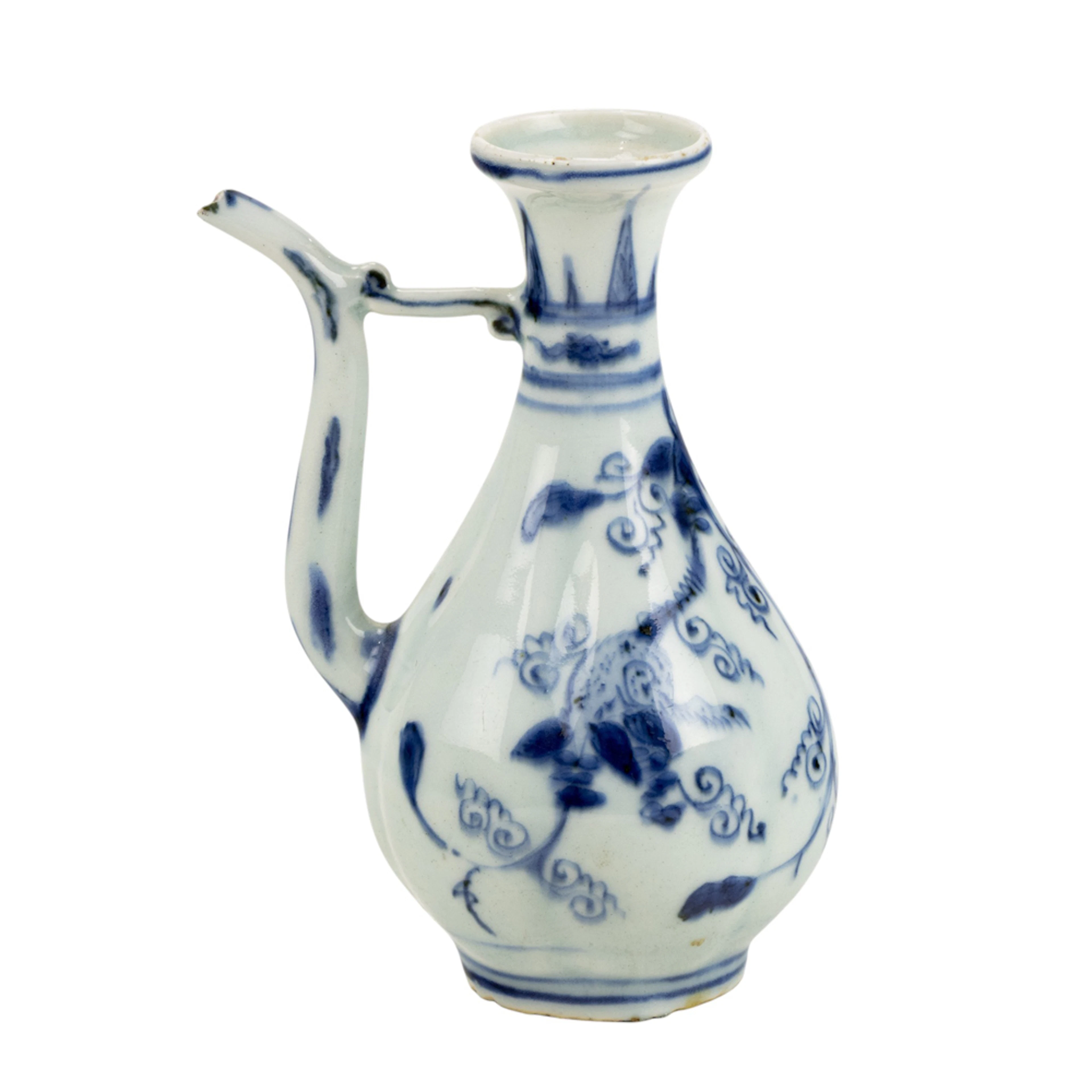 A Chinese blue and white ewer