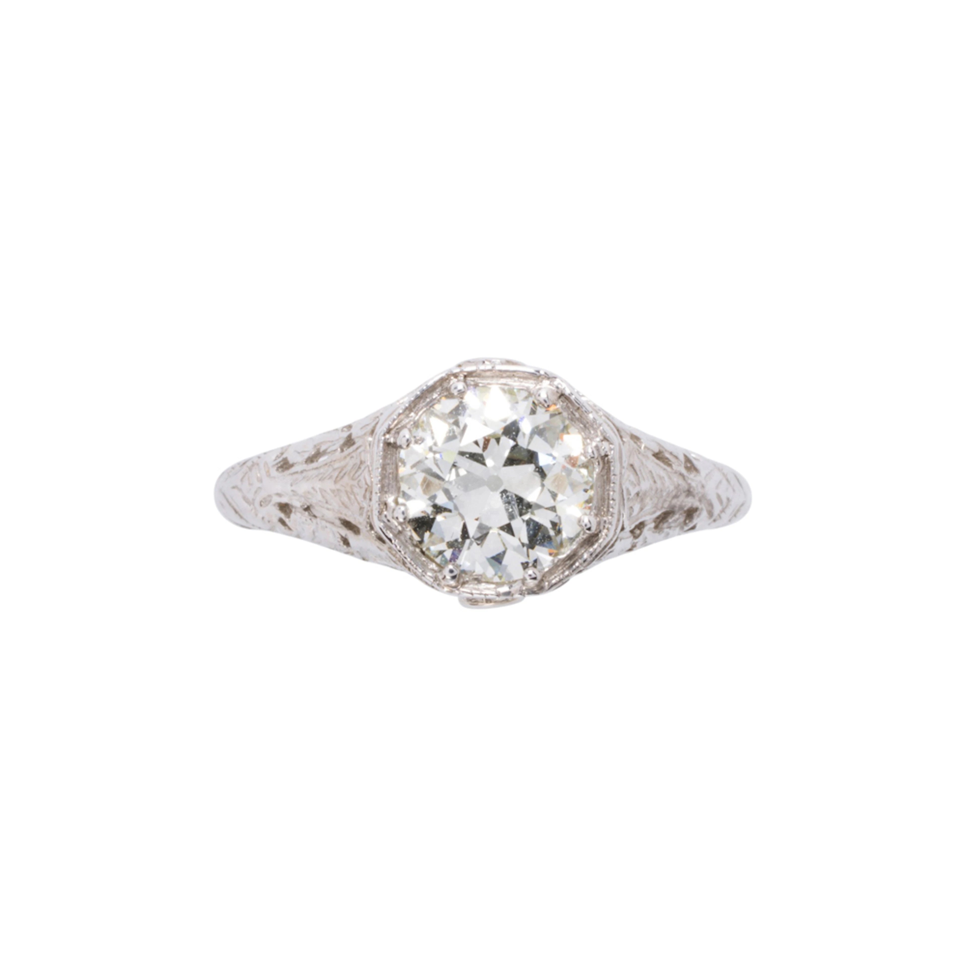 An antique diamond and 14k gold ring