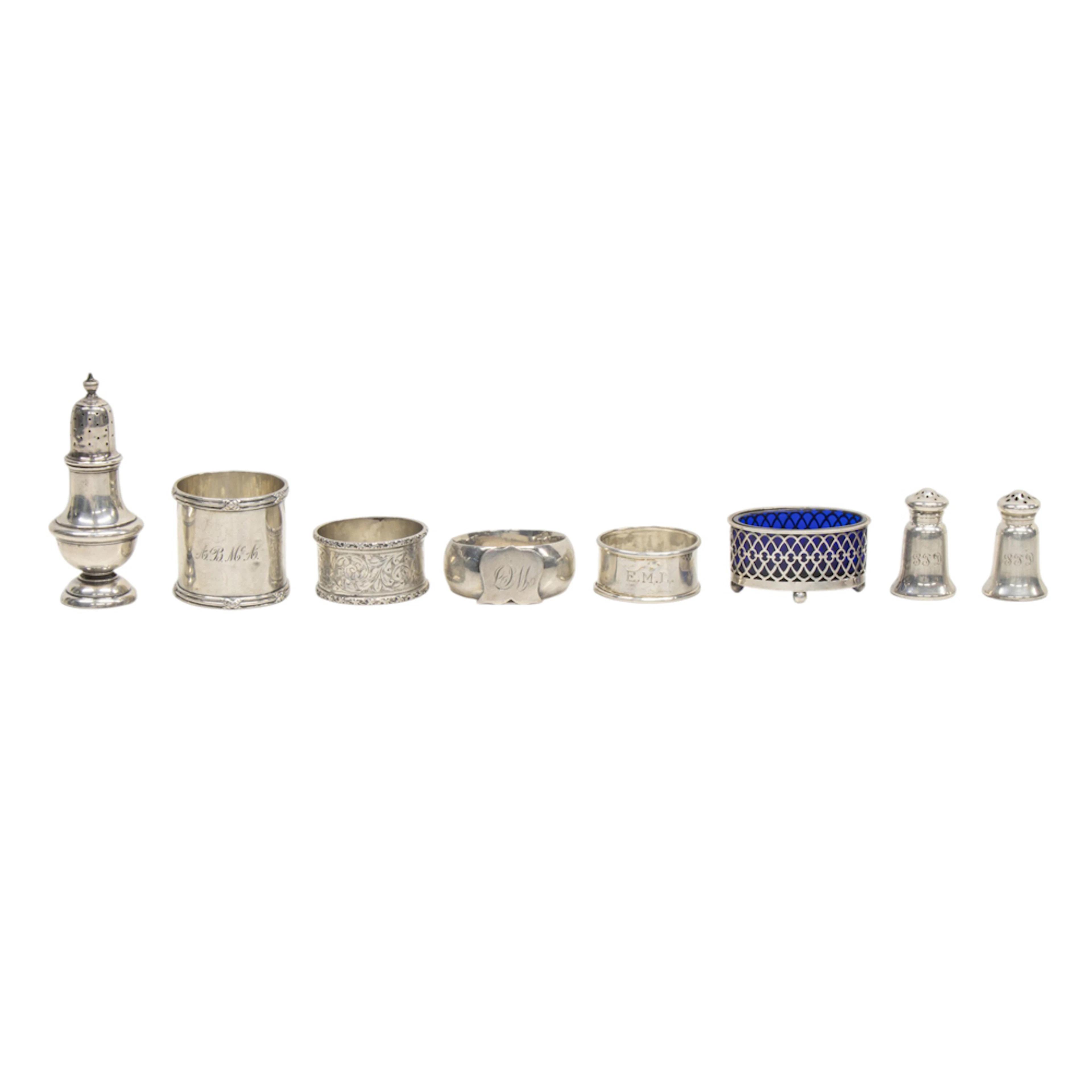 A group of small sterling items