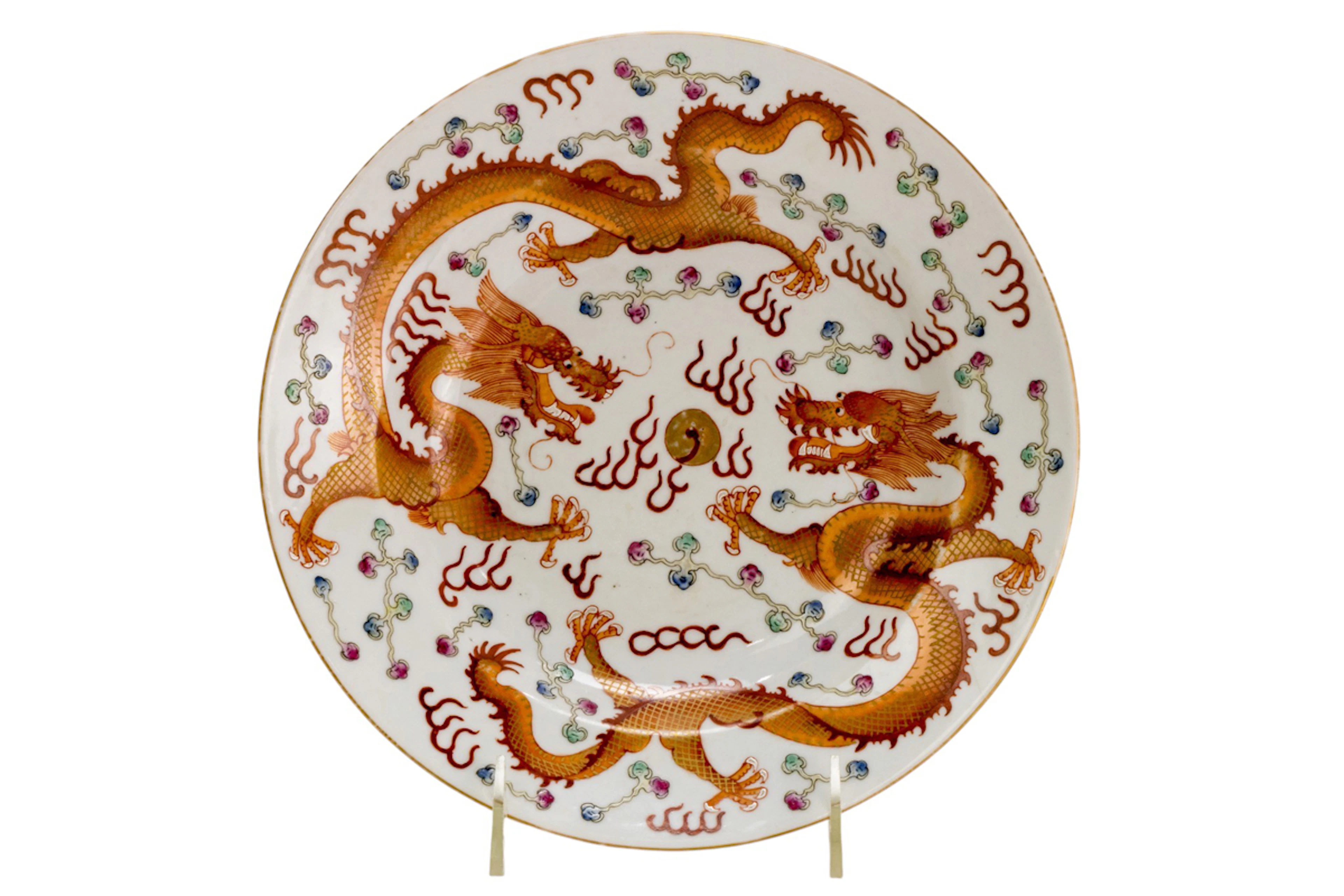 A Chinese famille rose 'dragon' dish