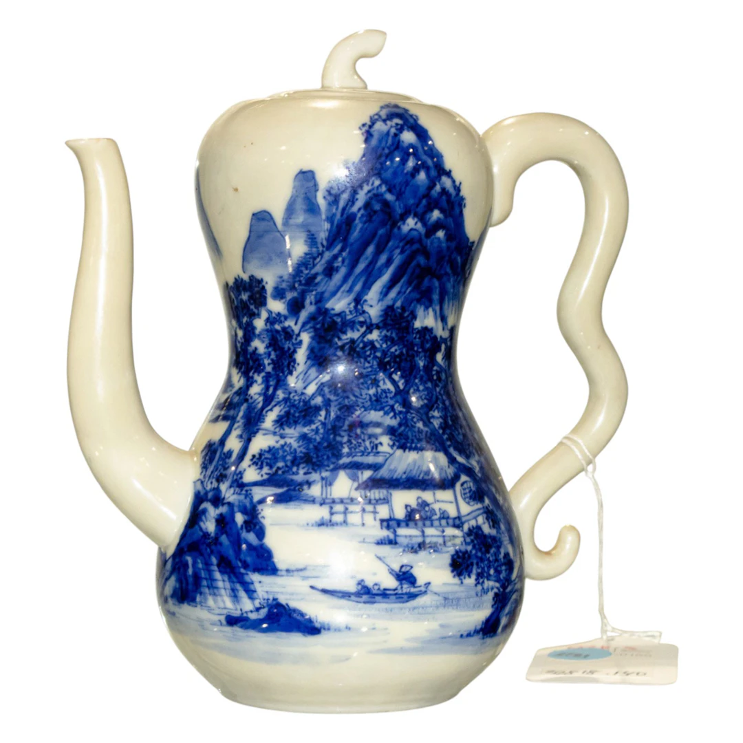 A Chinese blue and white wine pot