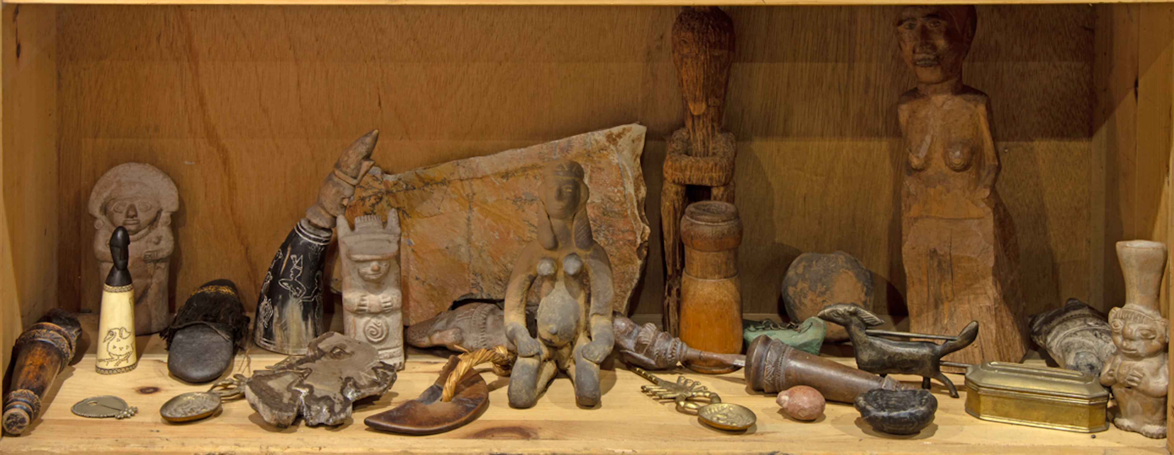 A group of Pre Columbian style pottery