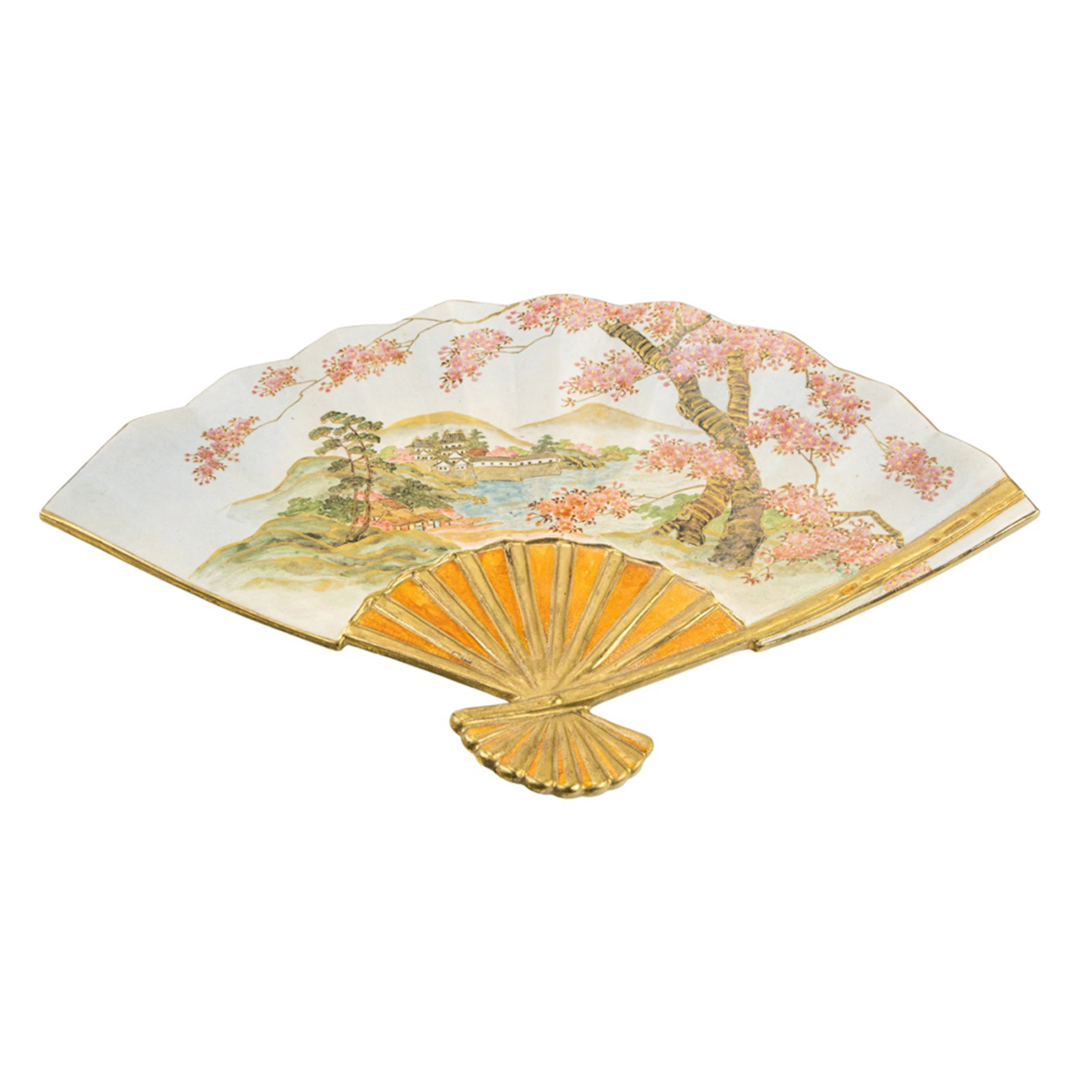 A Japanese Satsuma fan-form dish