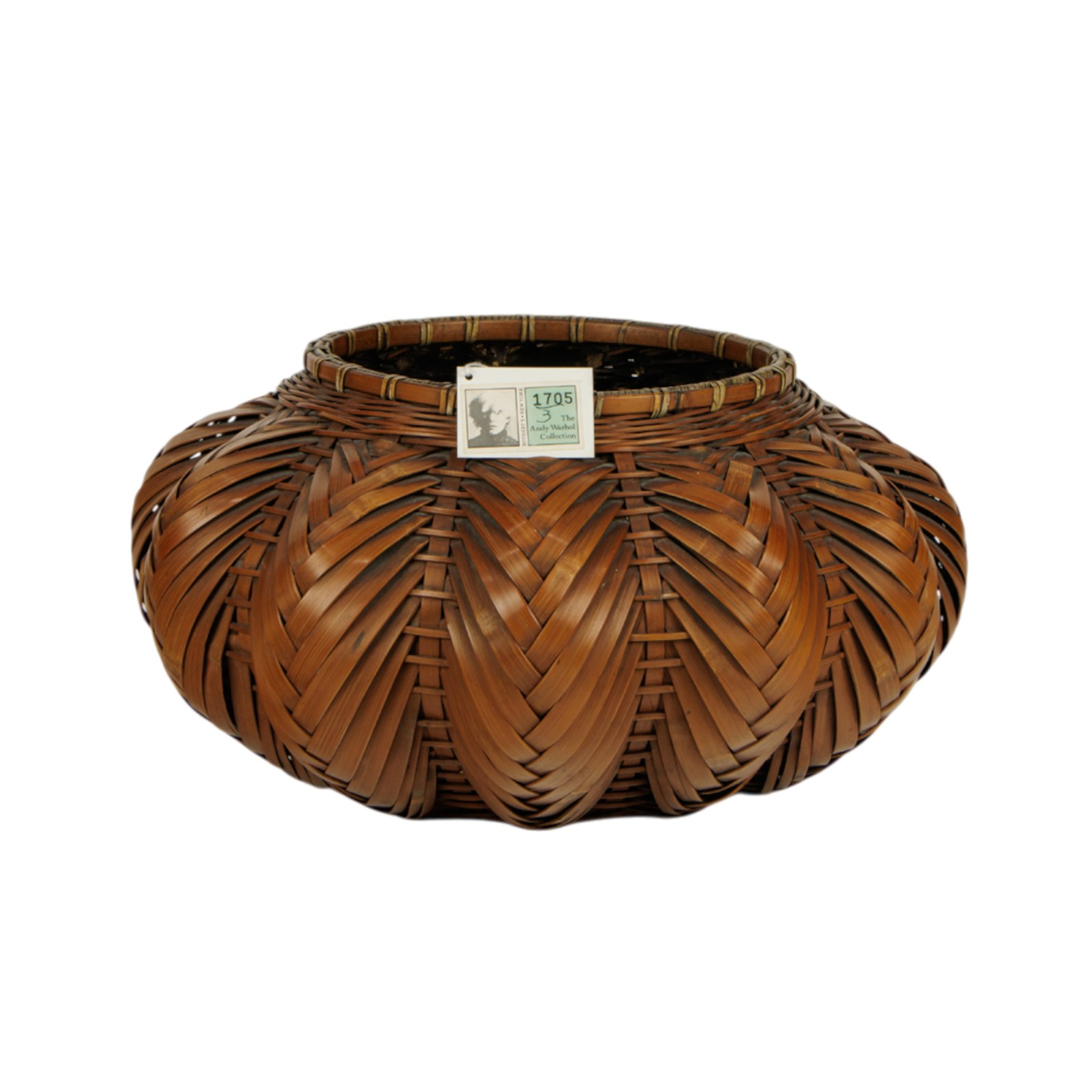 A Japaneses bamboo ikebana basket