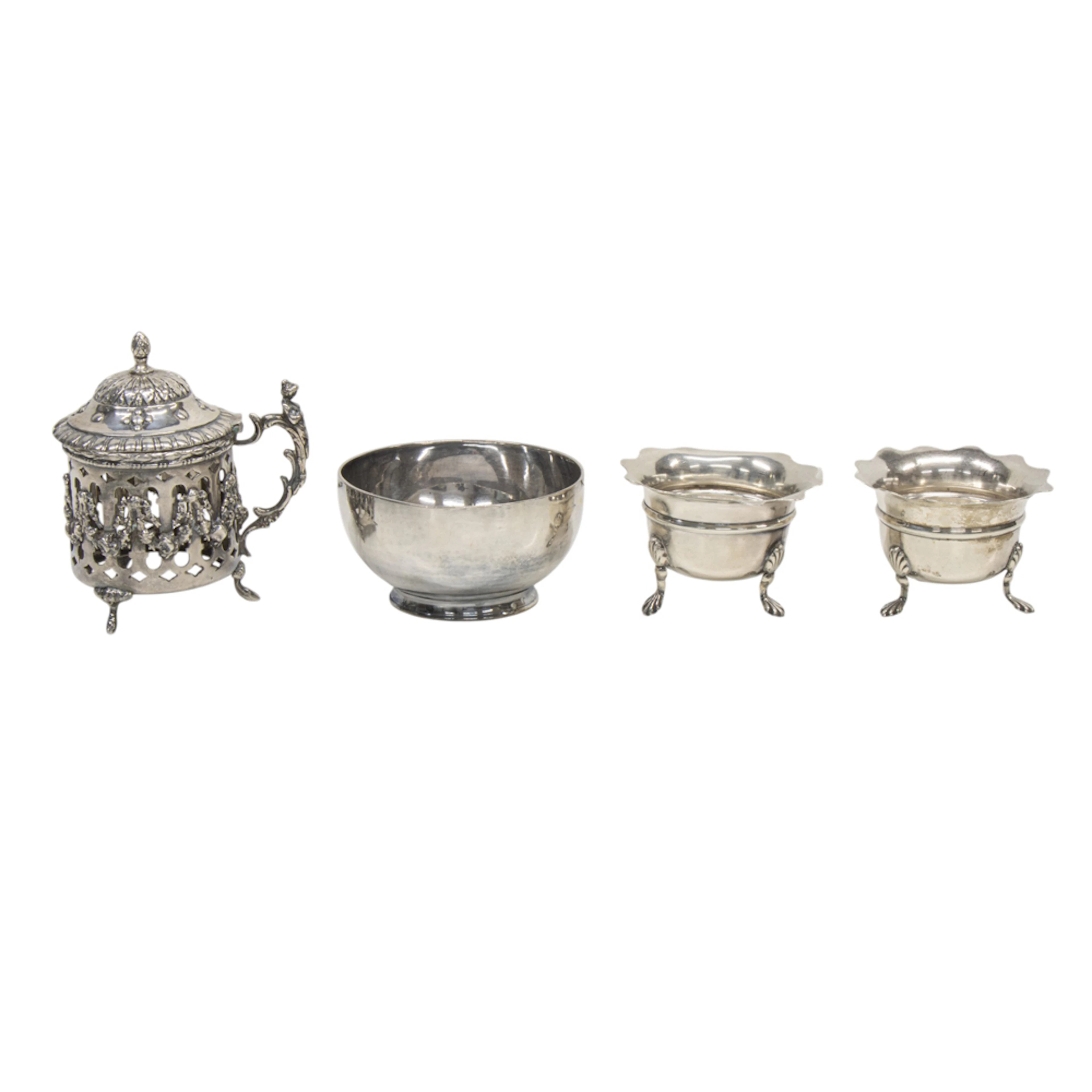 A lot of English silver items
