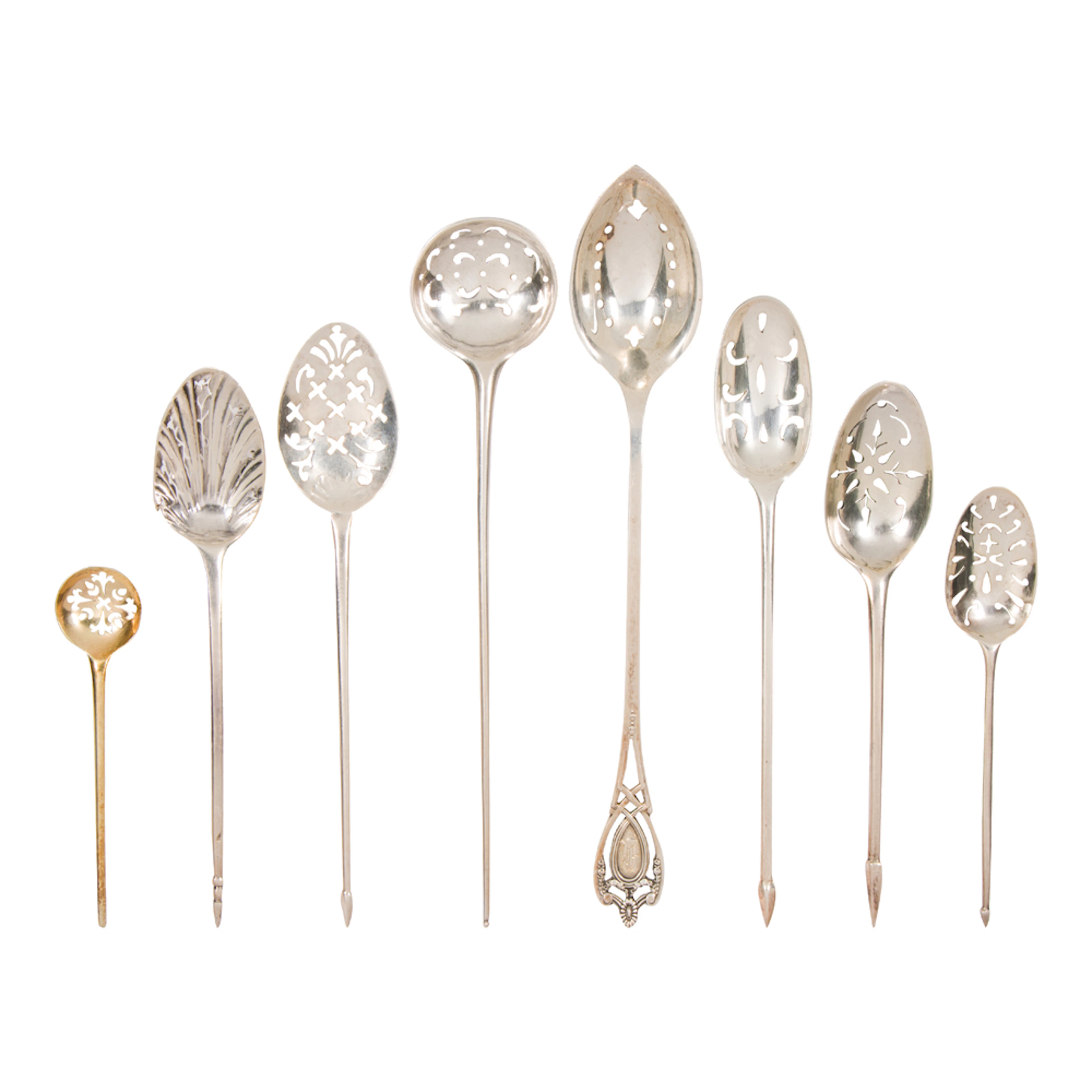 A sterling olive spoon, Lunt, Monticello