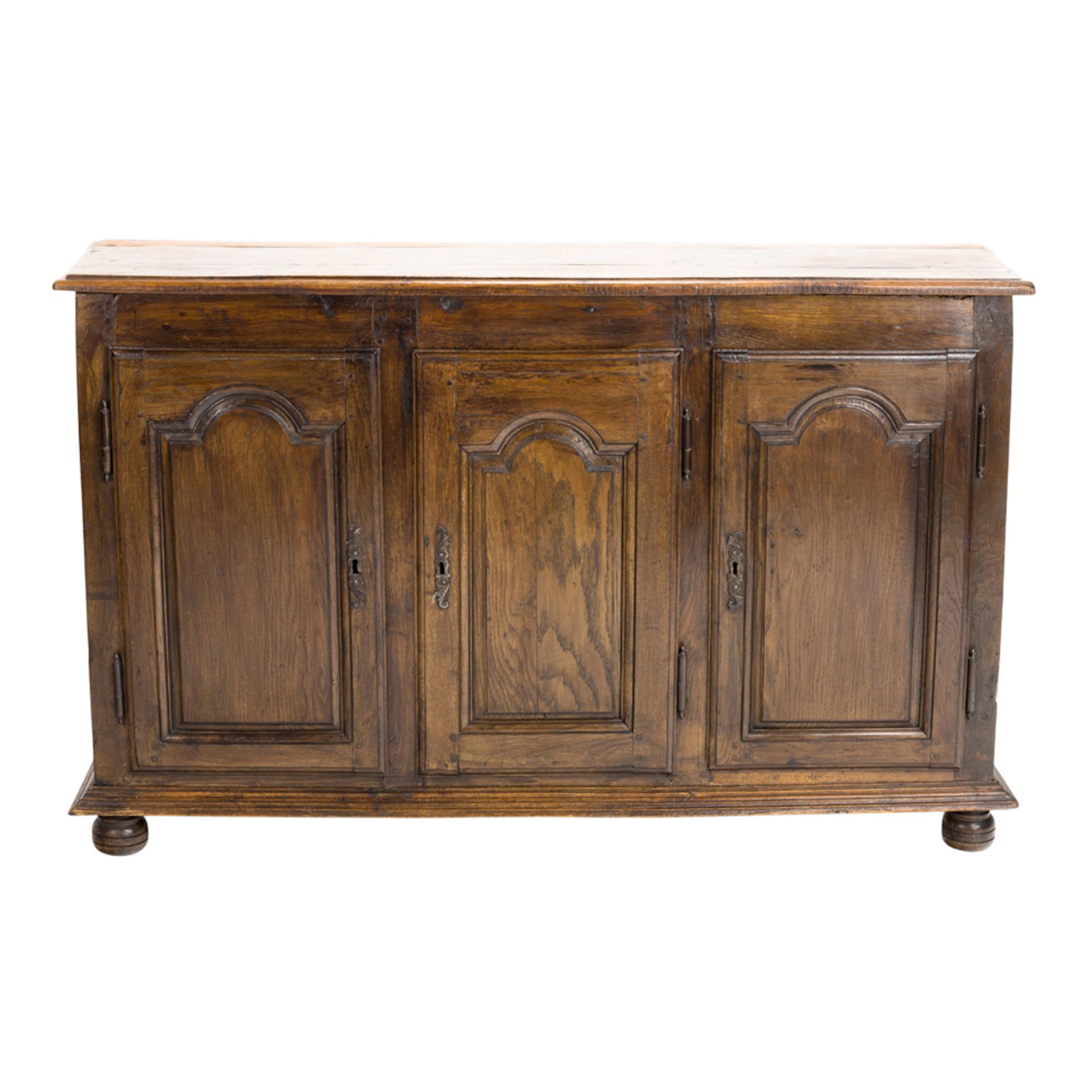 A George III chest circa 1800