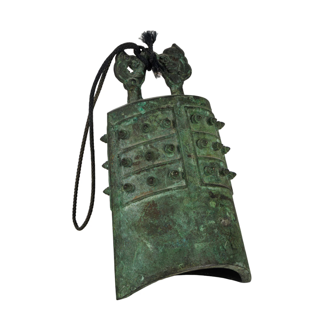A Chinese archaistic bronze bell