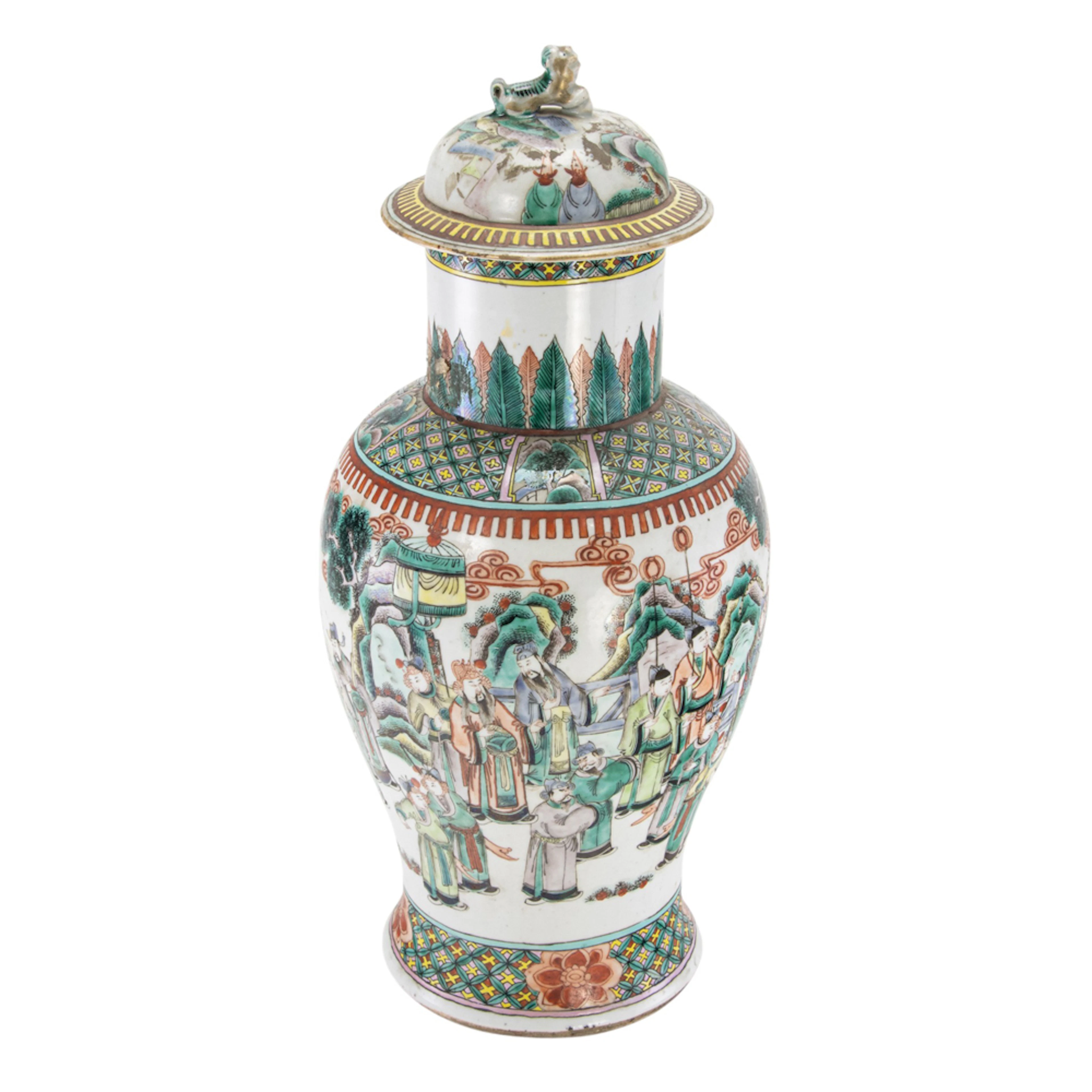 A Chinese wucai covered jar