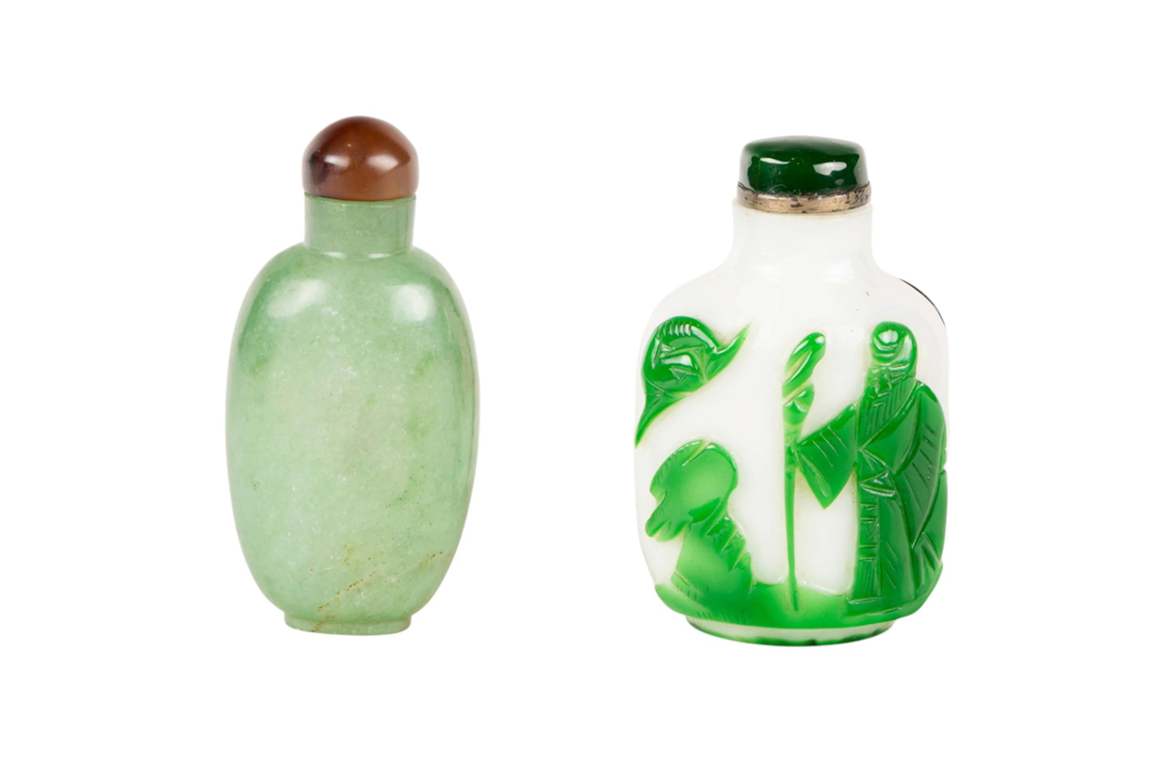 (lot of 2) Chinese glass snuff bottles