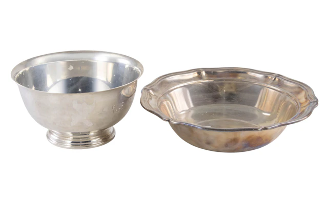 A lot of two sterling bowls