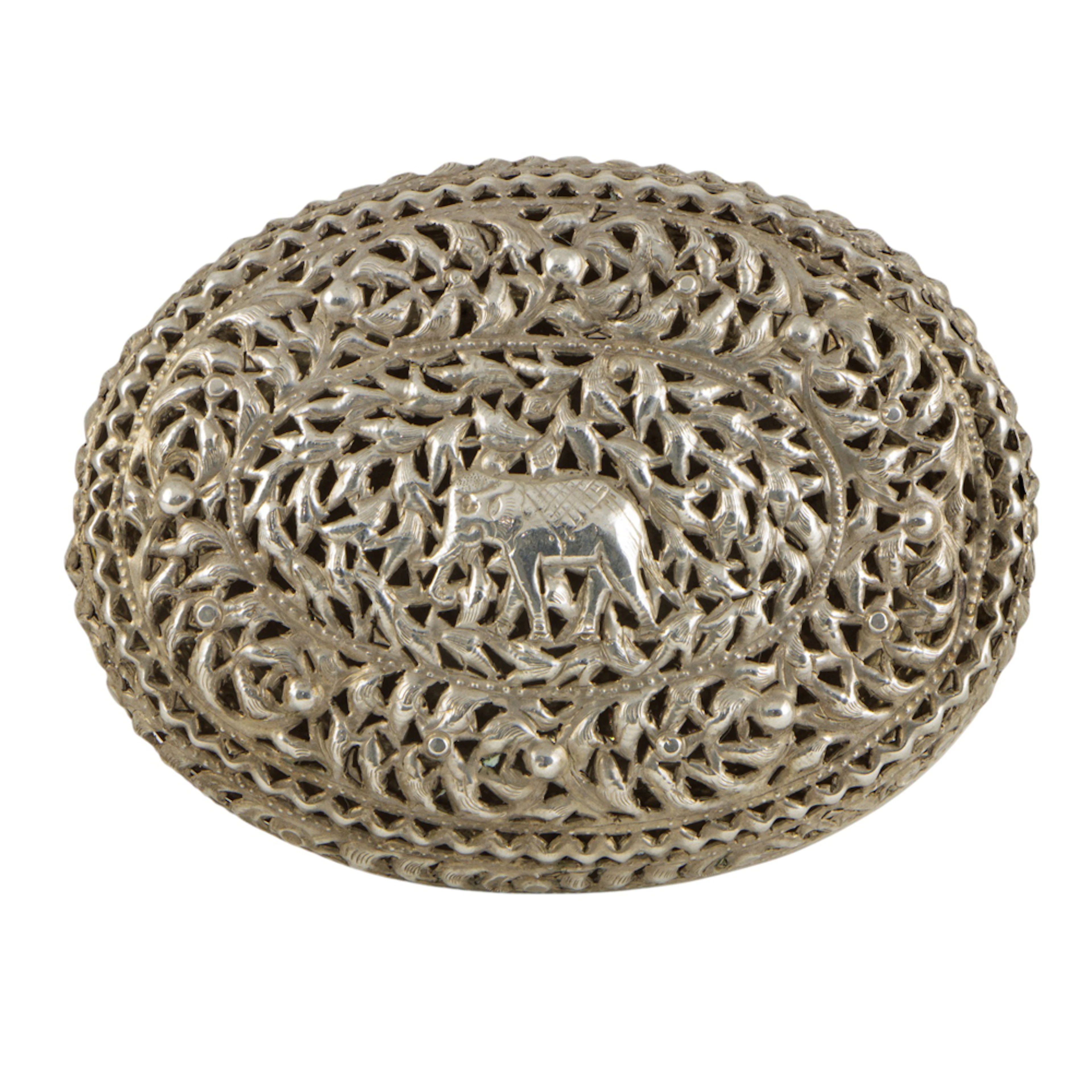 A Burmese silver box