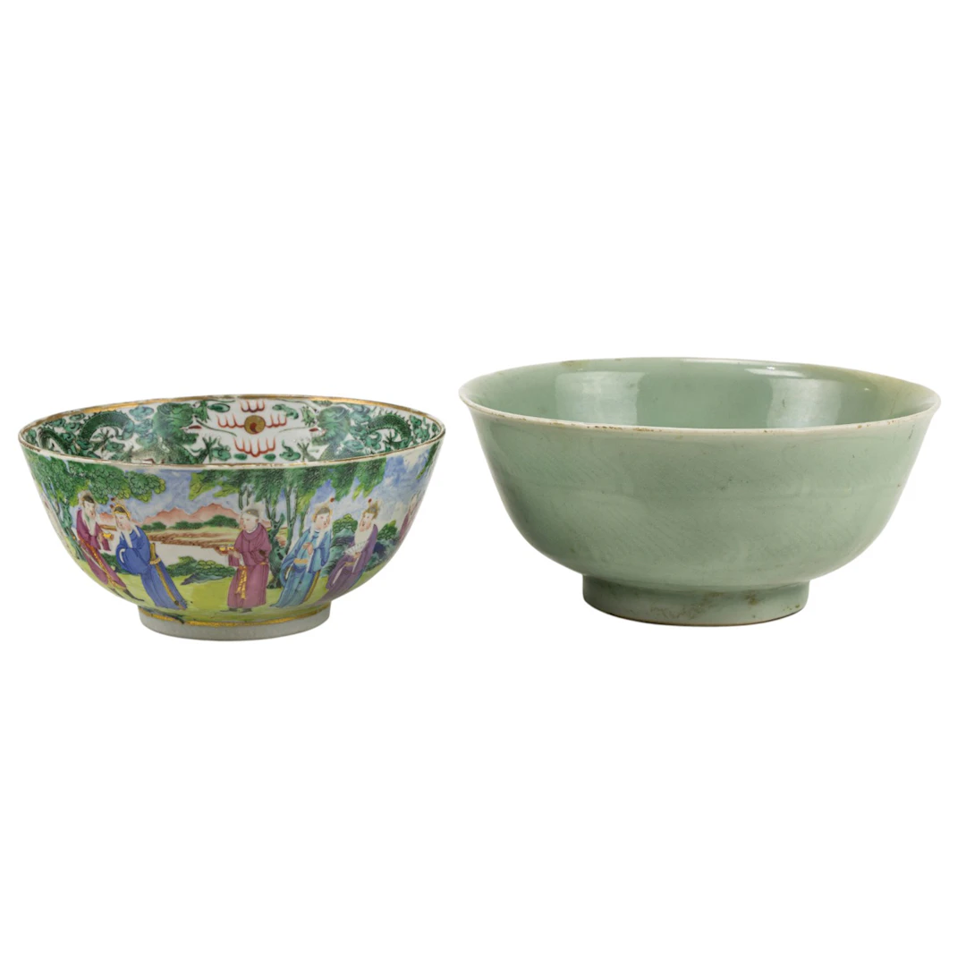 (lot of 2) Chinese porcelain bowls