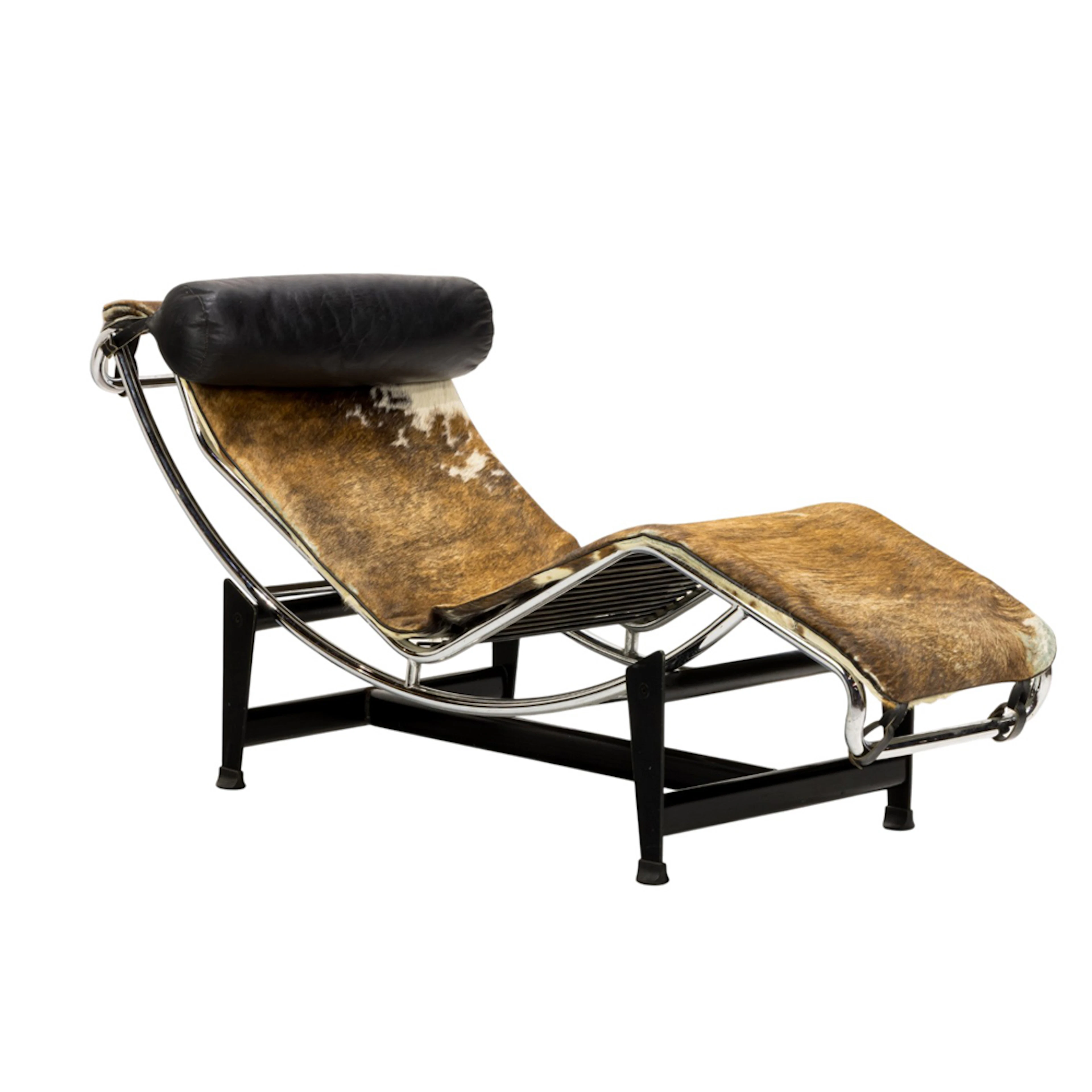 A Le Corbusier style chaise longue originally designed in 1928