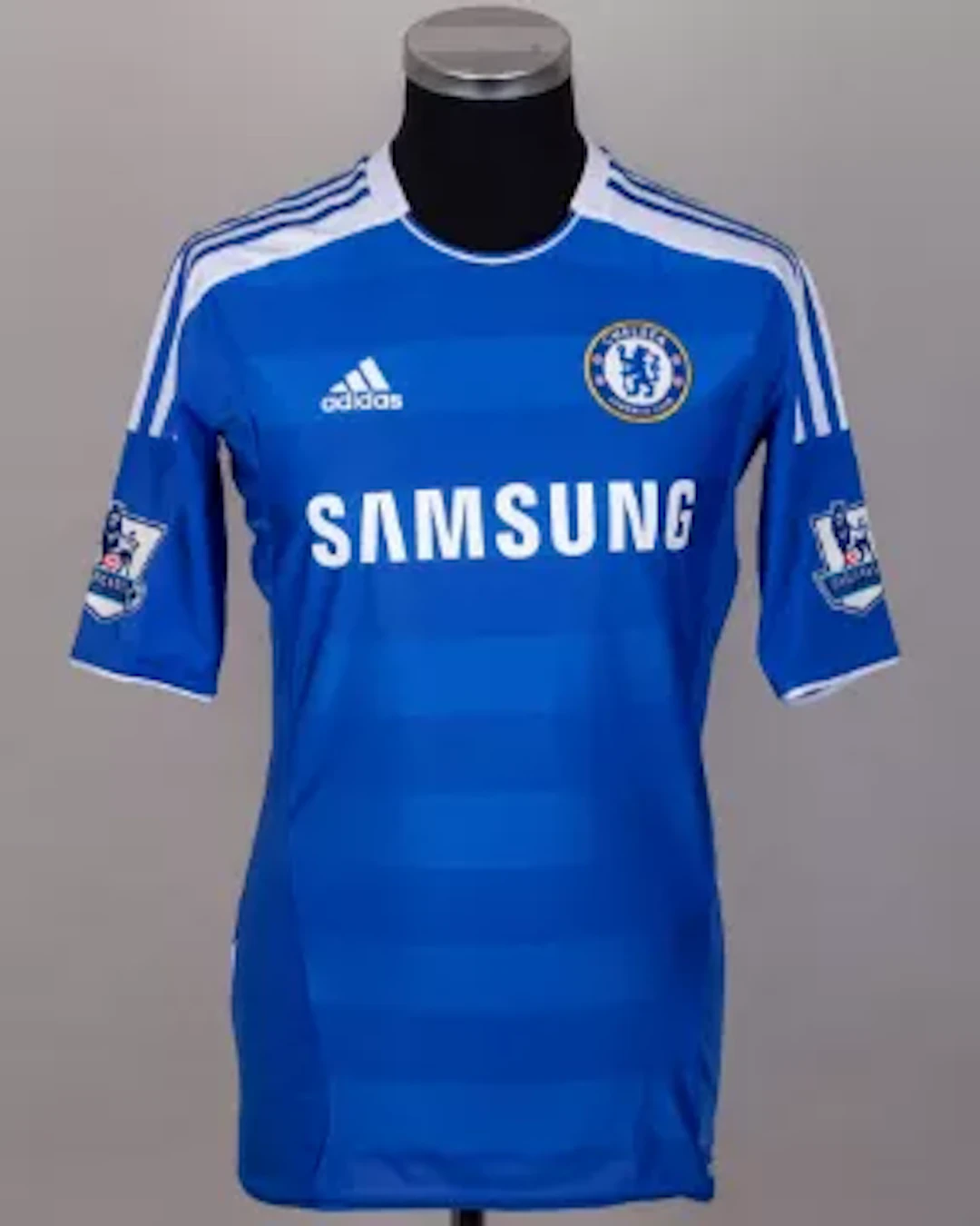 Ramires blue No.7 Chelsea match-worn short sleeved shirt, 2011-12