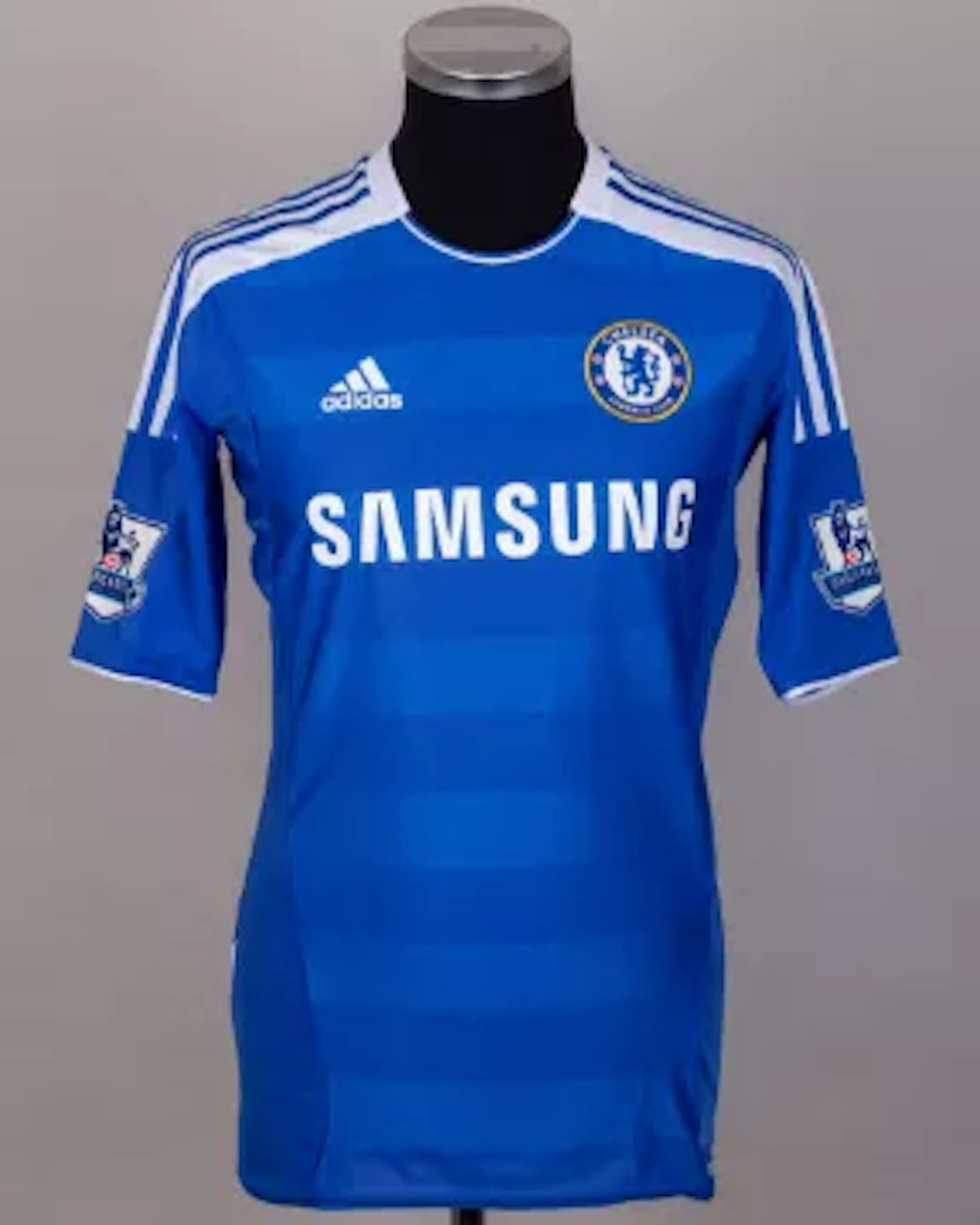 Ramires blue No.7 Chelsea match-worn short sleeved shirt, 2011-12