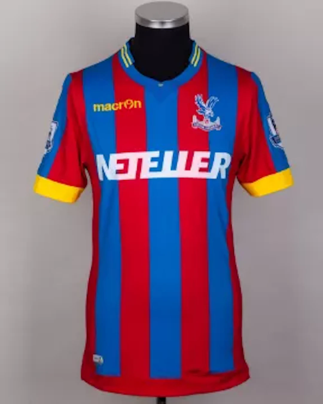 Kevin Doyle red and blue No.9 Crystal Palace match prepared short-sleeved