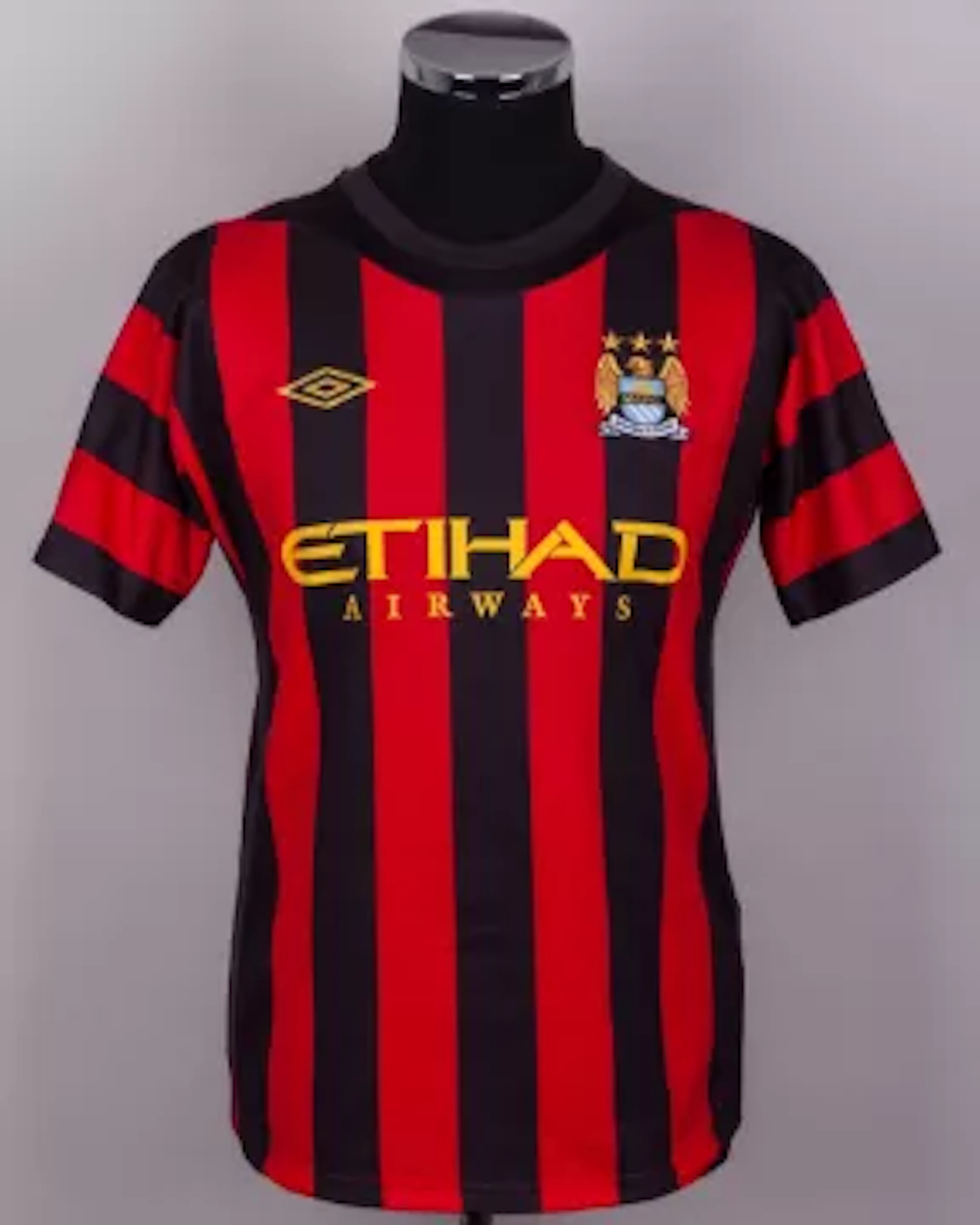 Gael Clichy black and red No.22 Manchester City short-sleeved shirt, 2011-12