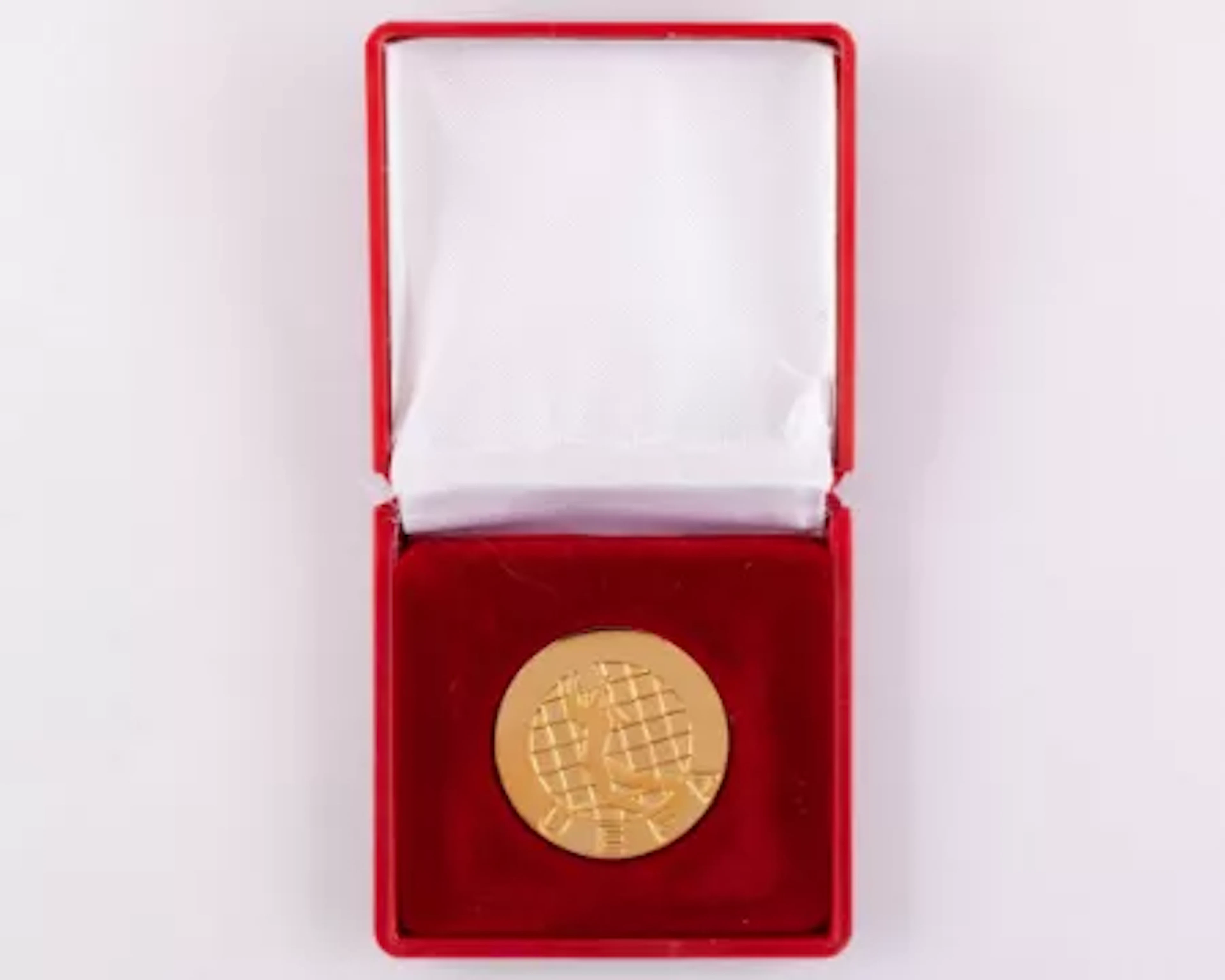 Emlyn Hughes - The Liverpool Captain's UEFA Cup Winners medal, 1976