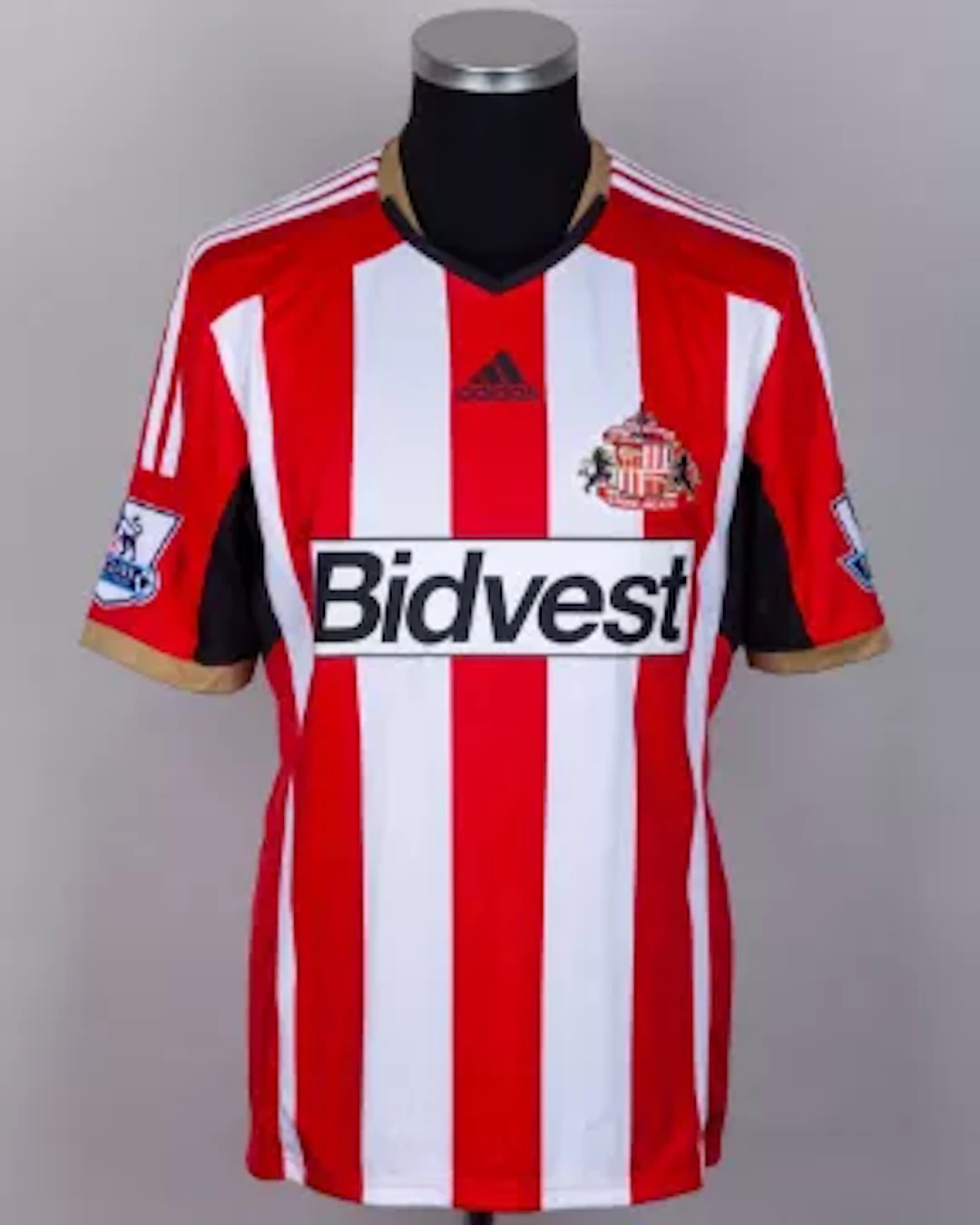 Jack Rodwell red and white No.8 Sunderland match-worn short sleeved shirt, 2014