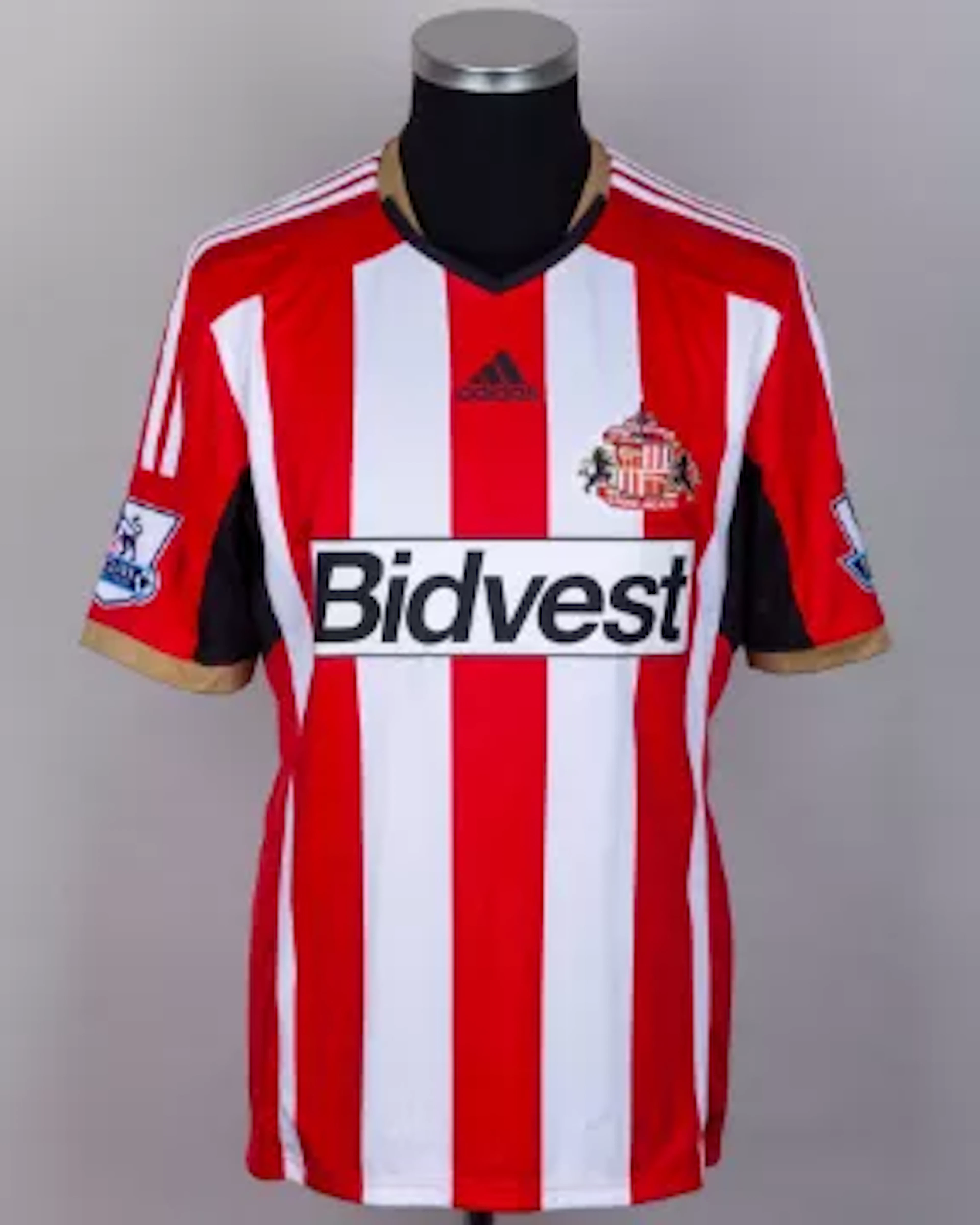 Jack Rodwell red and white No.8 Sunderland match-worn short sleeved shirt, 2014