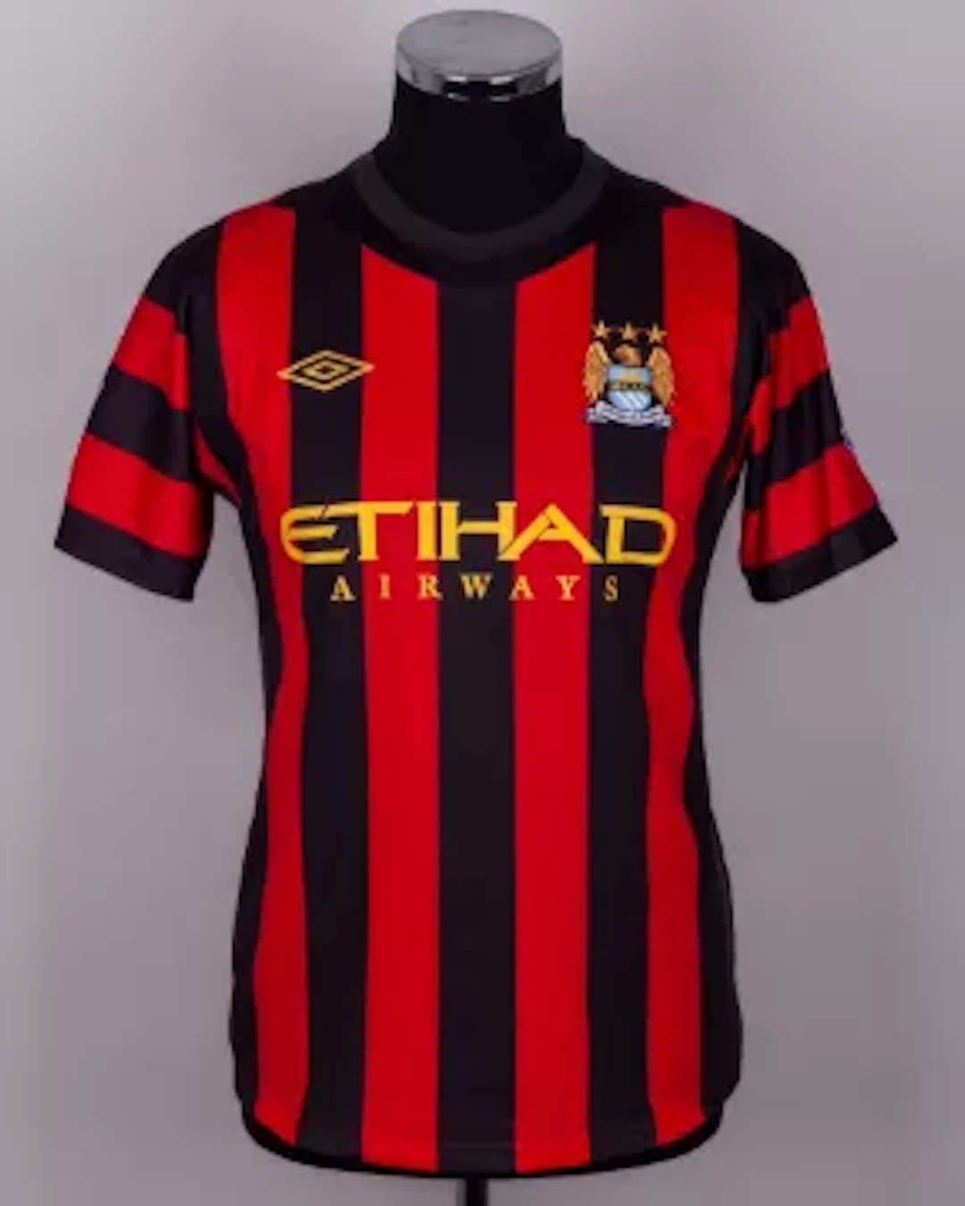 Gael Clichy black and red No.22 Manchester City short-sleeved shirt, 2011-12