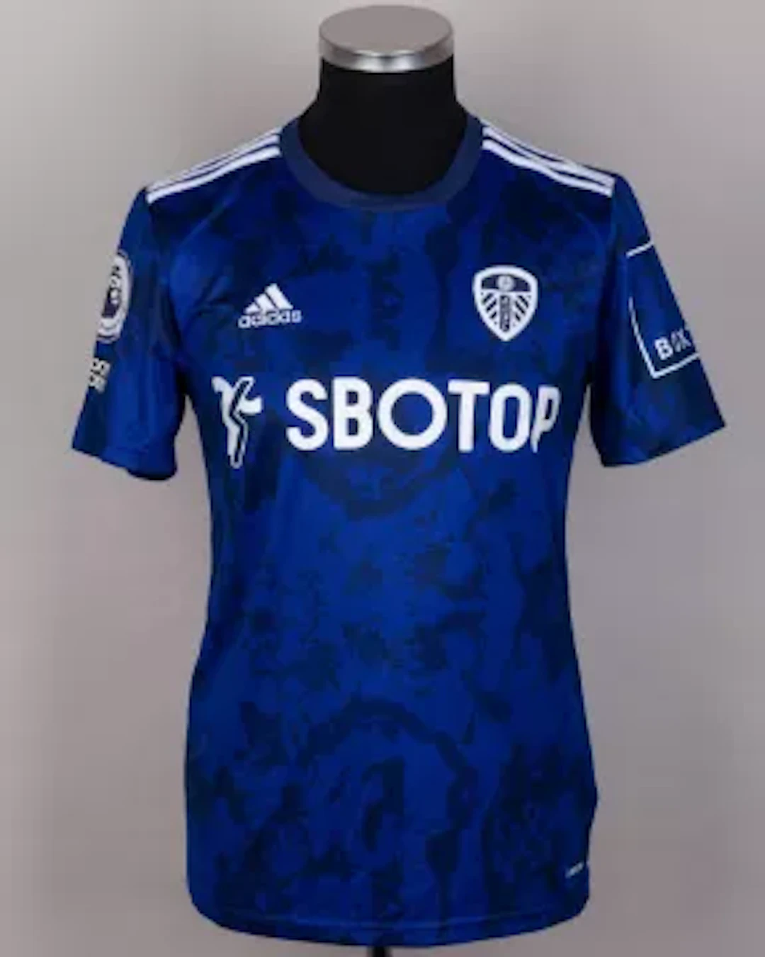 Jack Harrison Blue No.22 Leeds United match-worn short sleeved shirt, 2021