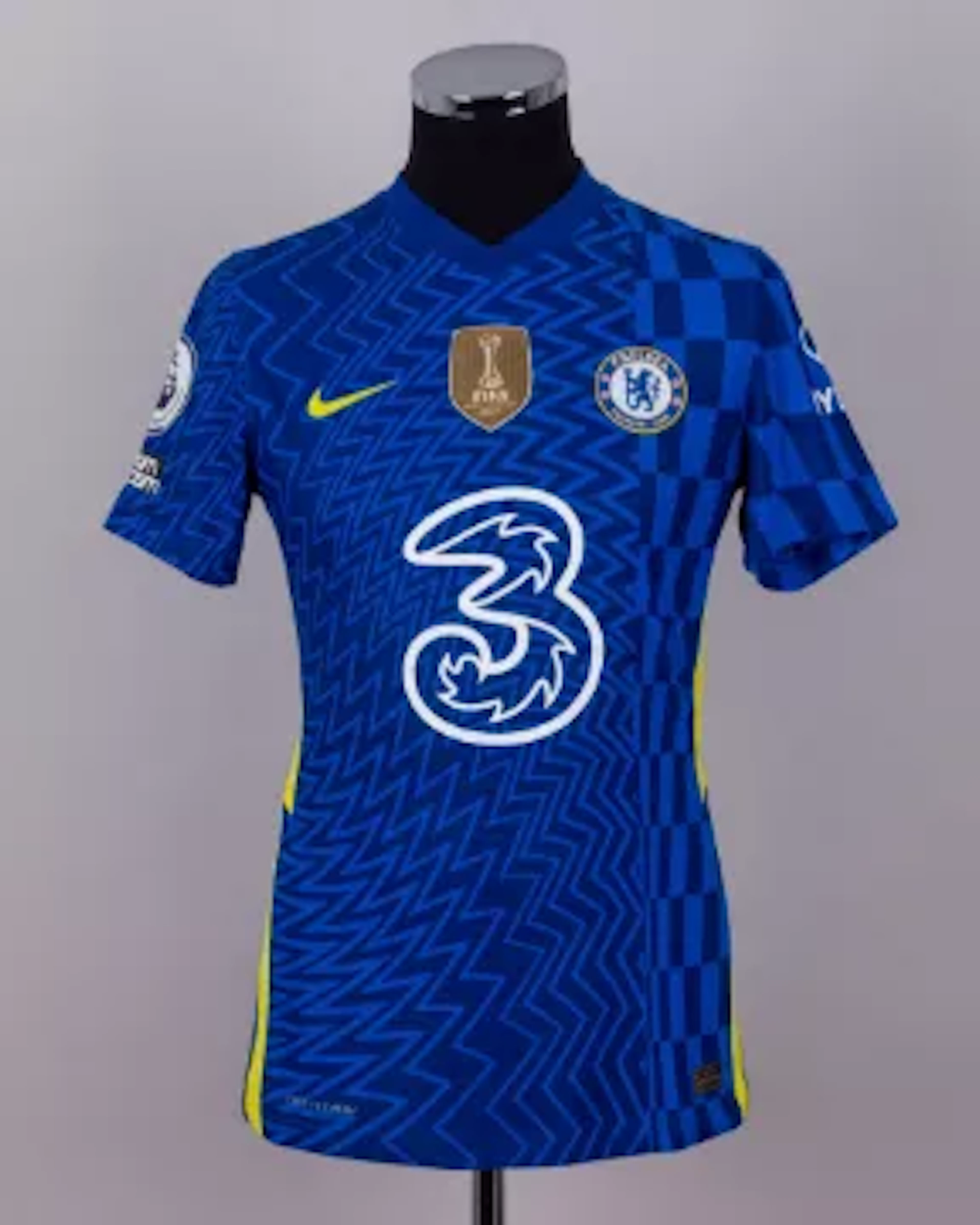 Mason Mount blue No.19 Chelsea match issued short sleeved shirt, 2021-22
