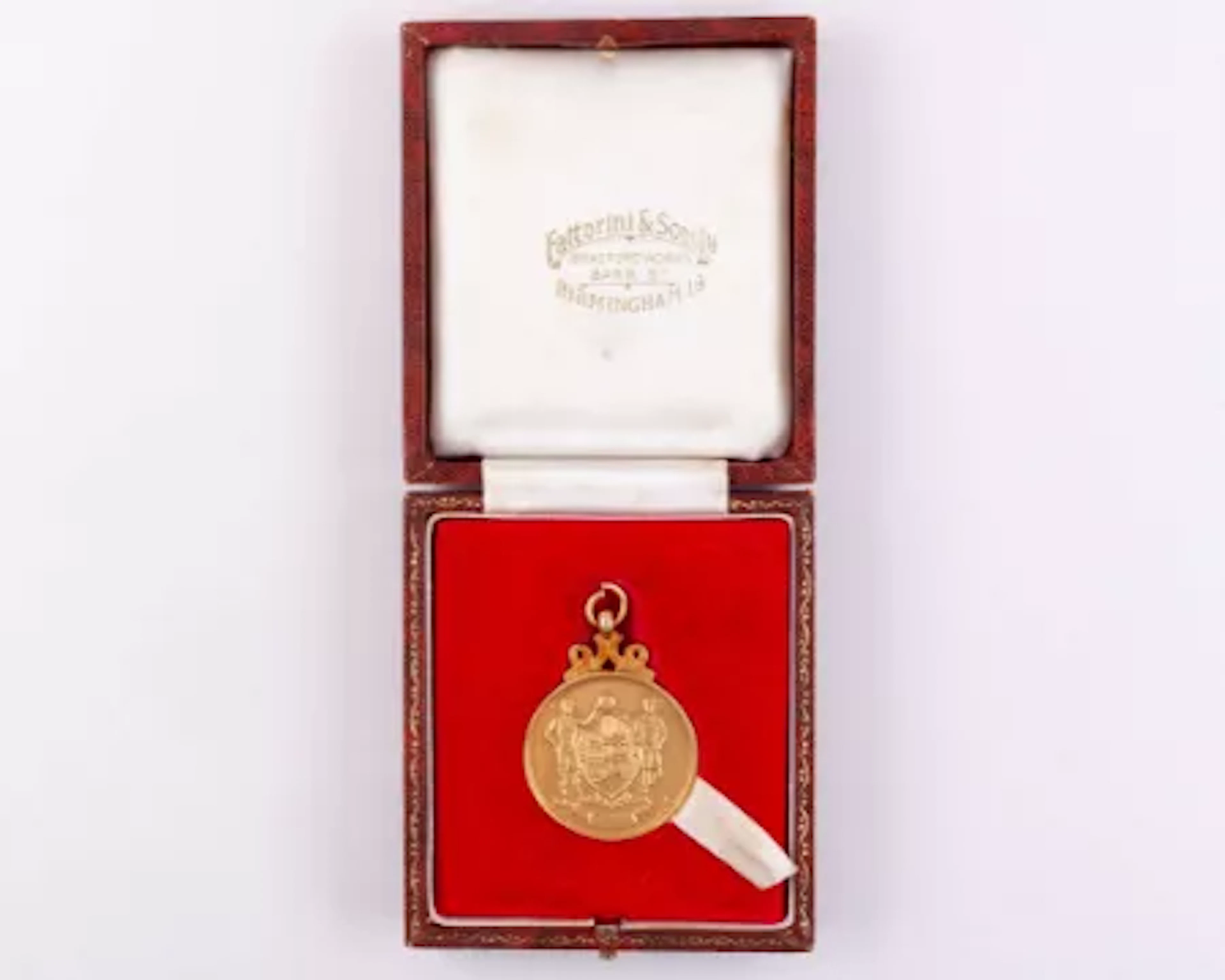 Emlyn Hughes a 9ct gold Liverpool v. Newcastle United F.A.Cup winners