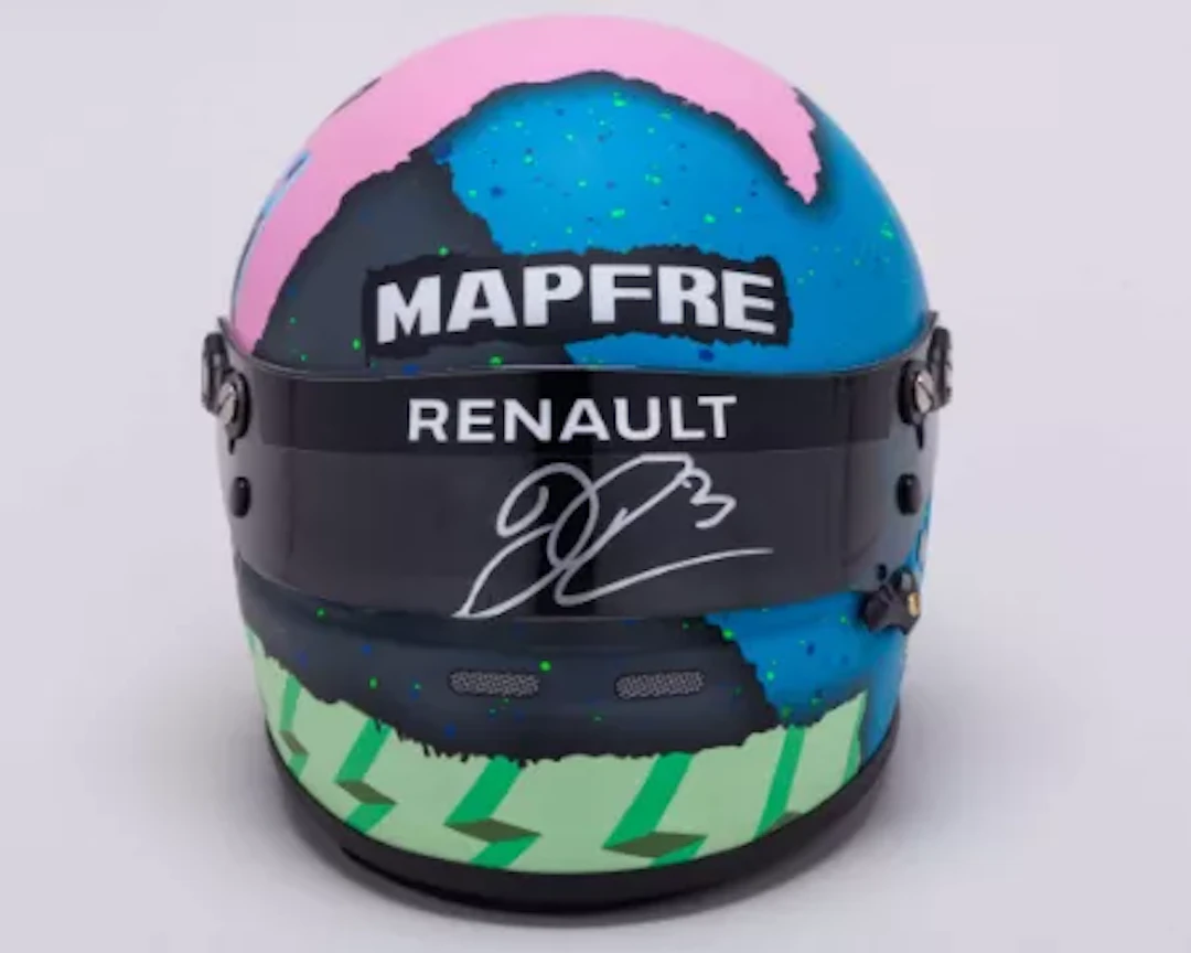 Daniel Ricciardo 2019 Signed Renault F1 Team 1:2 Scale Arai Helmet