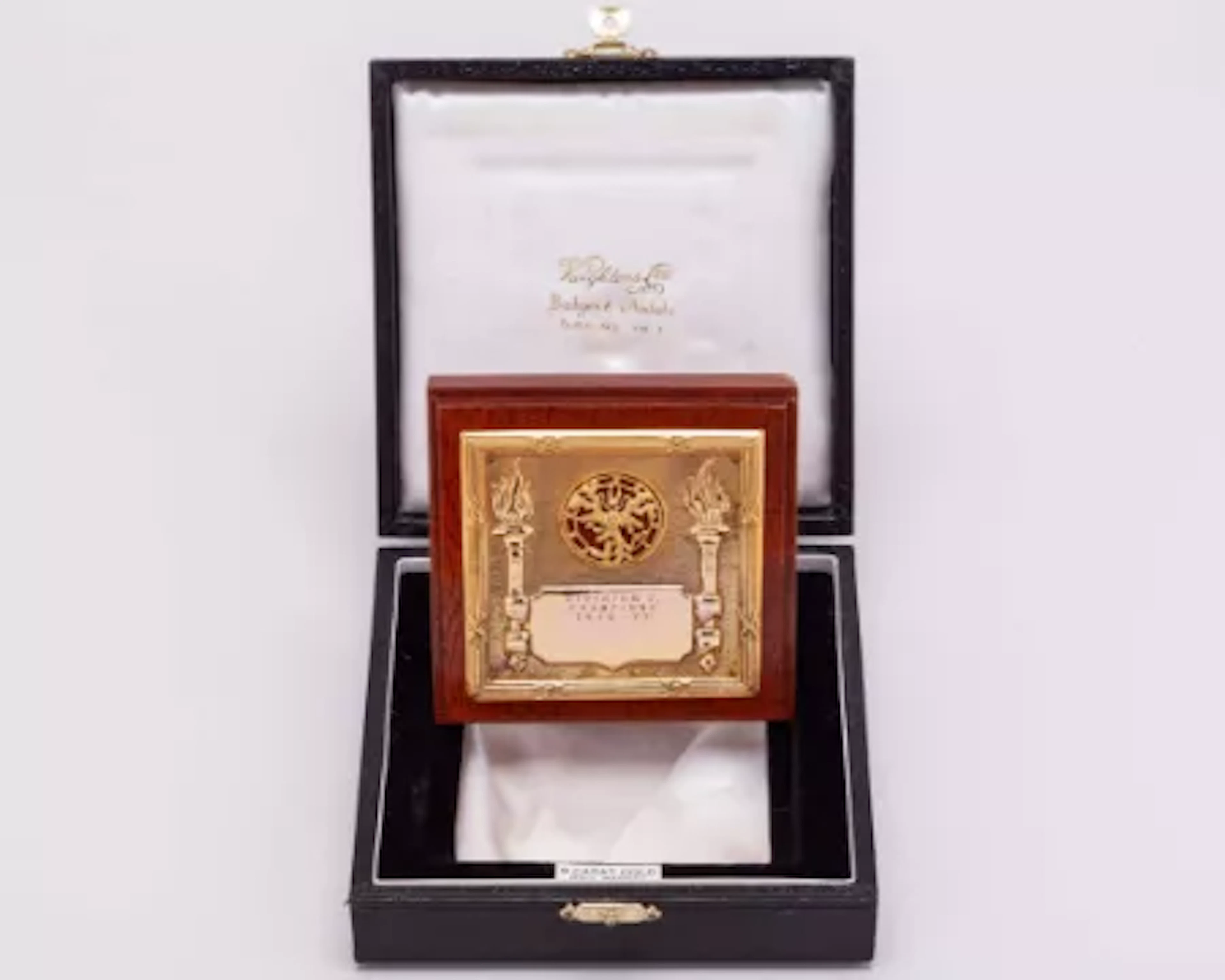 Emlyn Hughes a 9ct gold 1976-77 Division 1 League Championship Winners Plaque