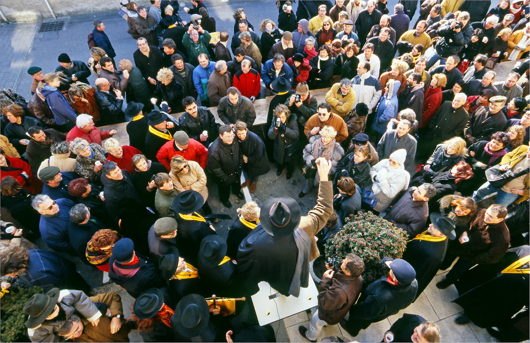 José Nicolas - Marché à la Truffes de Richerenches, 1998 - Tirage Lambda