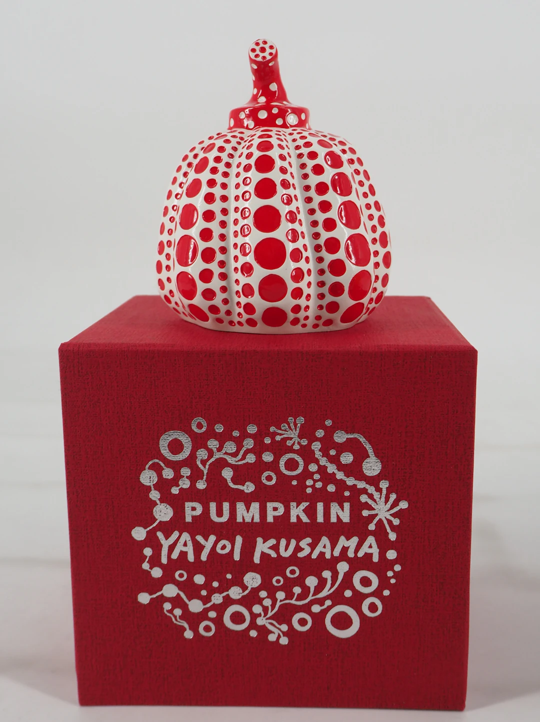 Yayoi KUSAMA (d’après) : Dots Obsession (Pumpkin red) - Sculpture signée