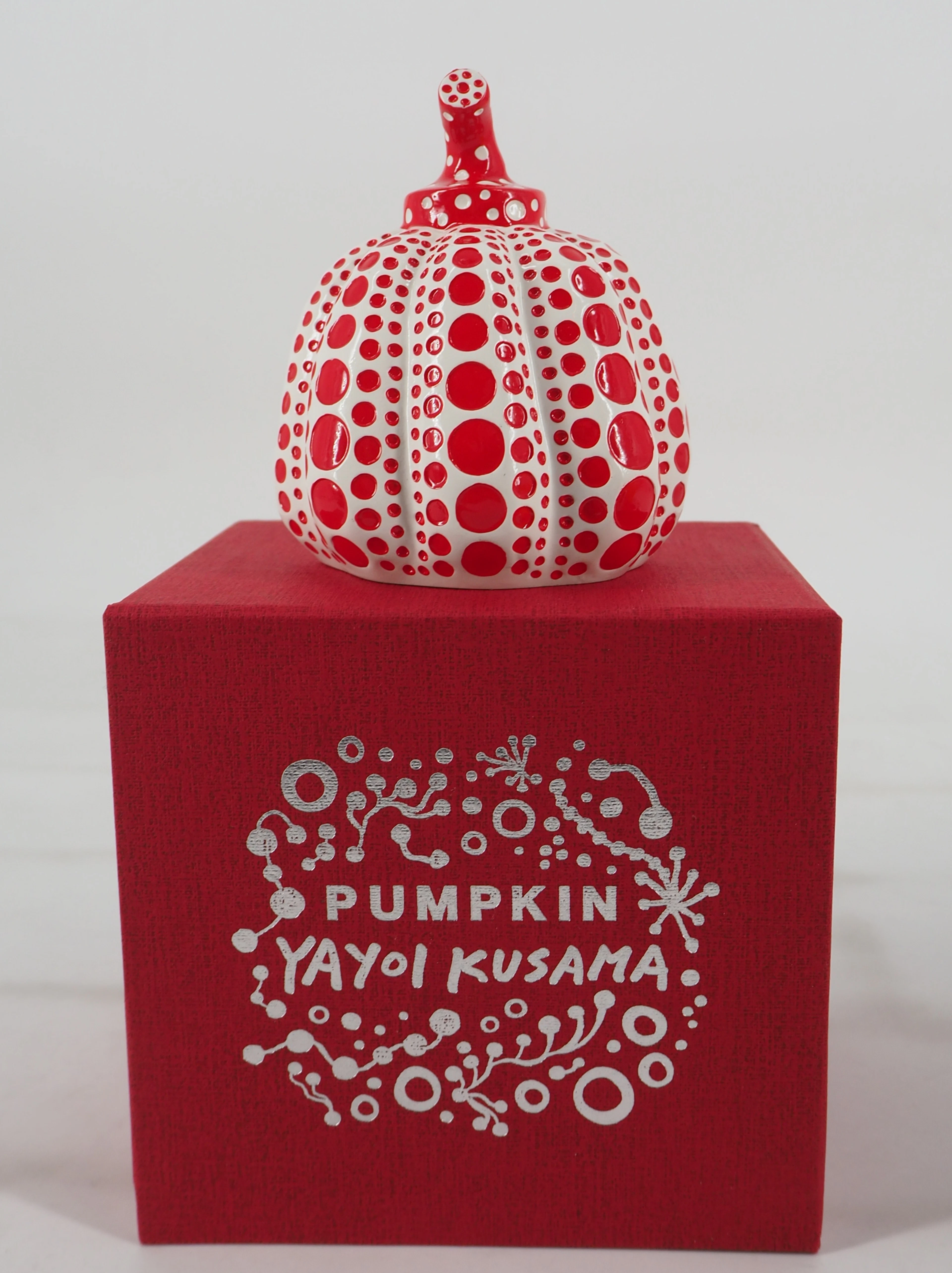 Yayoi KUSAMA (d’après) : Dots Obsession (Pumpkin red) - Sculpture signée