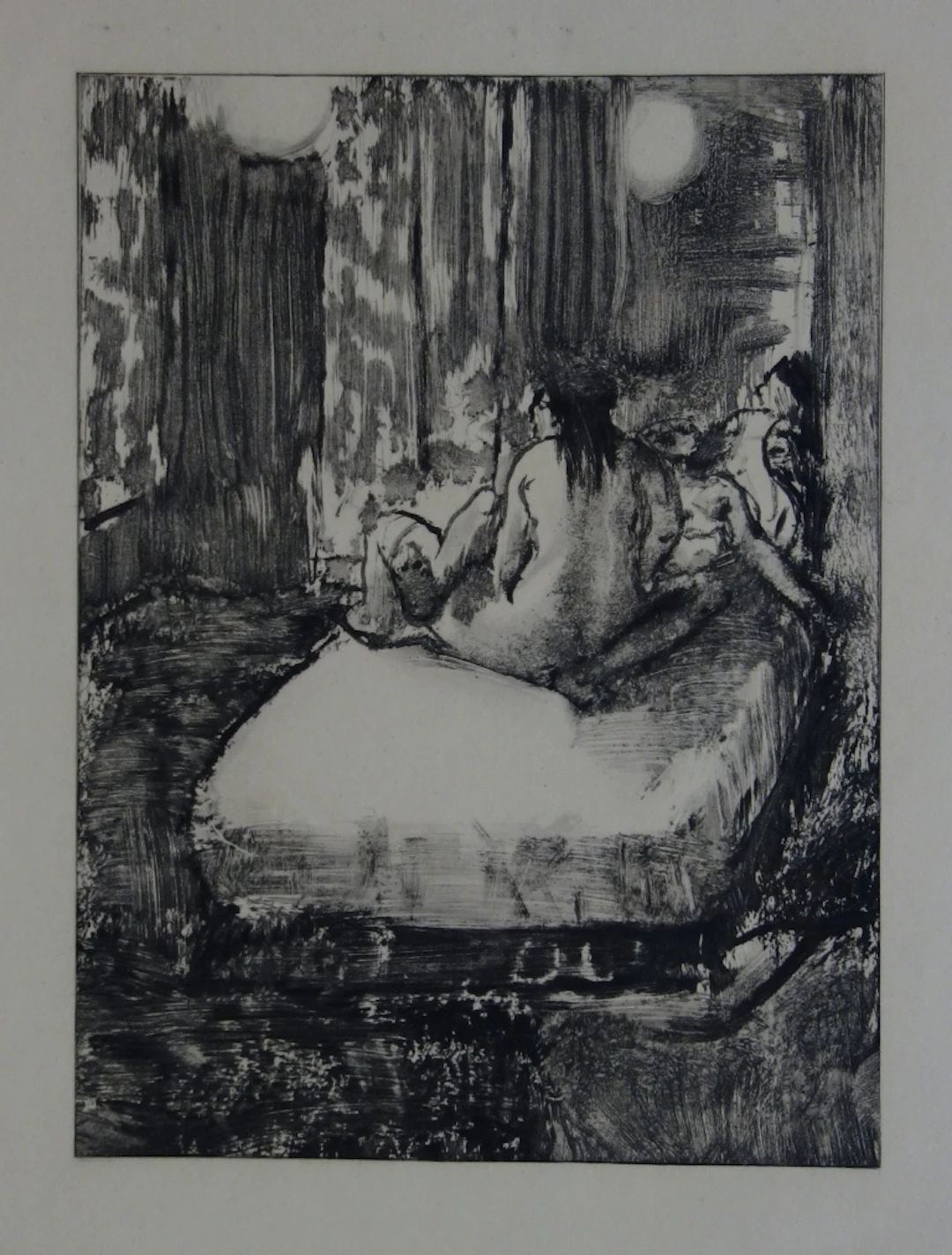 Edgar DEGAS : Dans l’intimité de la chambre à coucher - Gravure originale, 1935