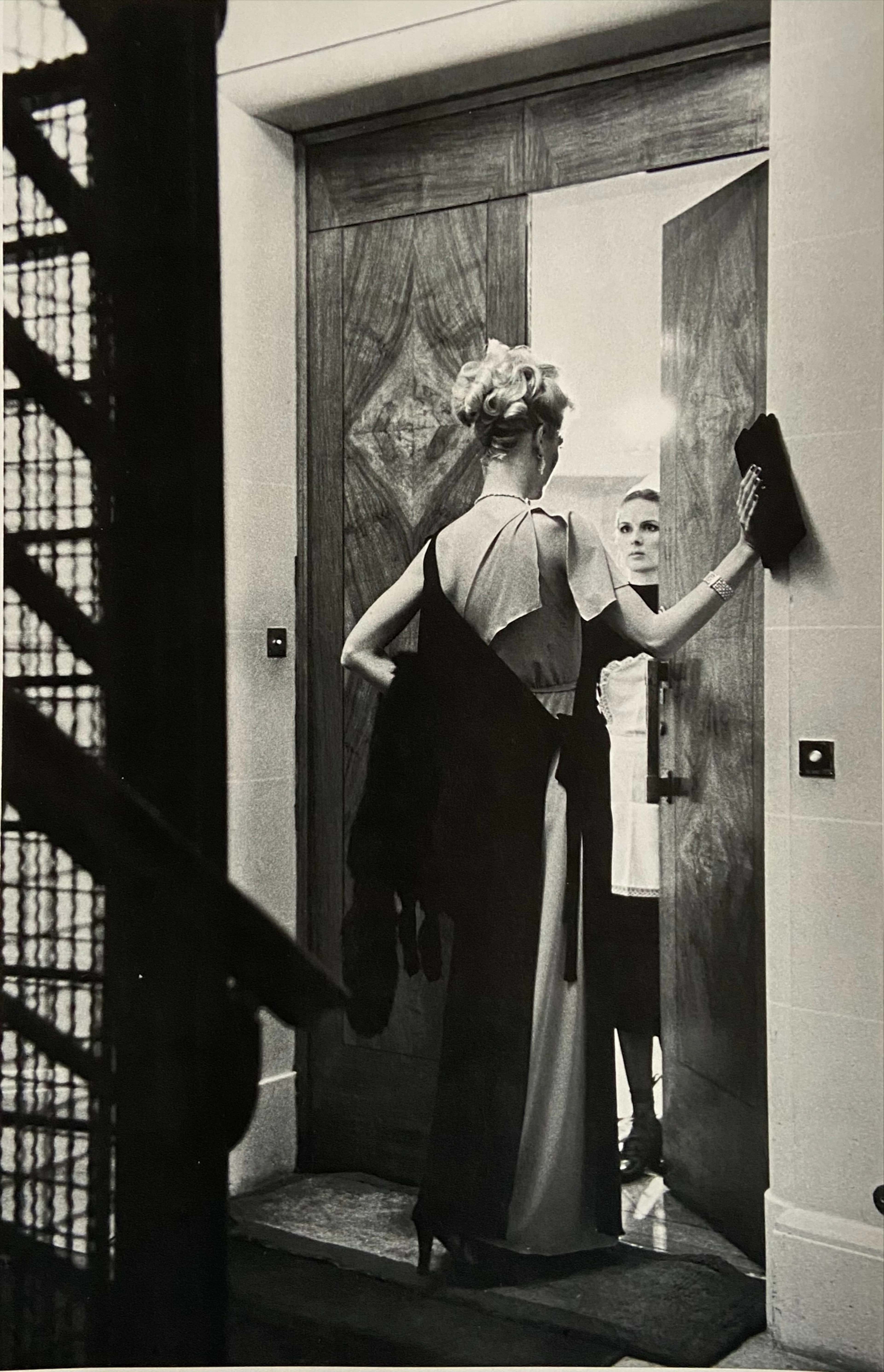 Helmut Newton - 16th arrondissement, Paris, 1976 - Photo-lithographie